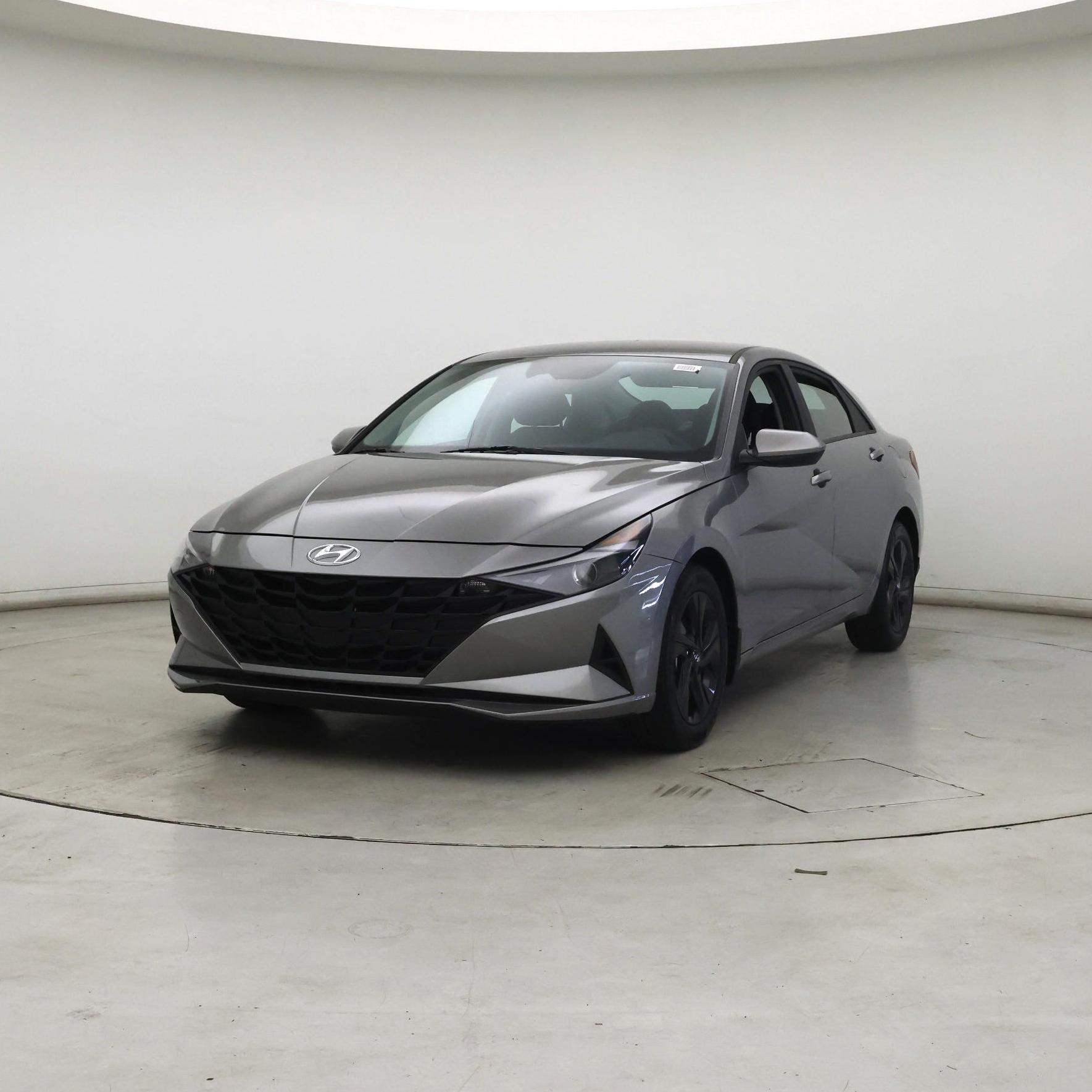 Thumbnail: 2023 Hyundai Elantra - 4