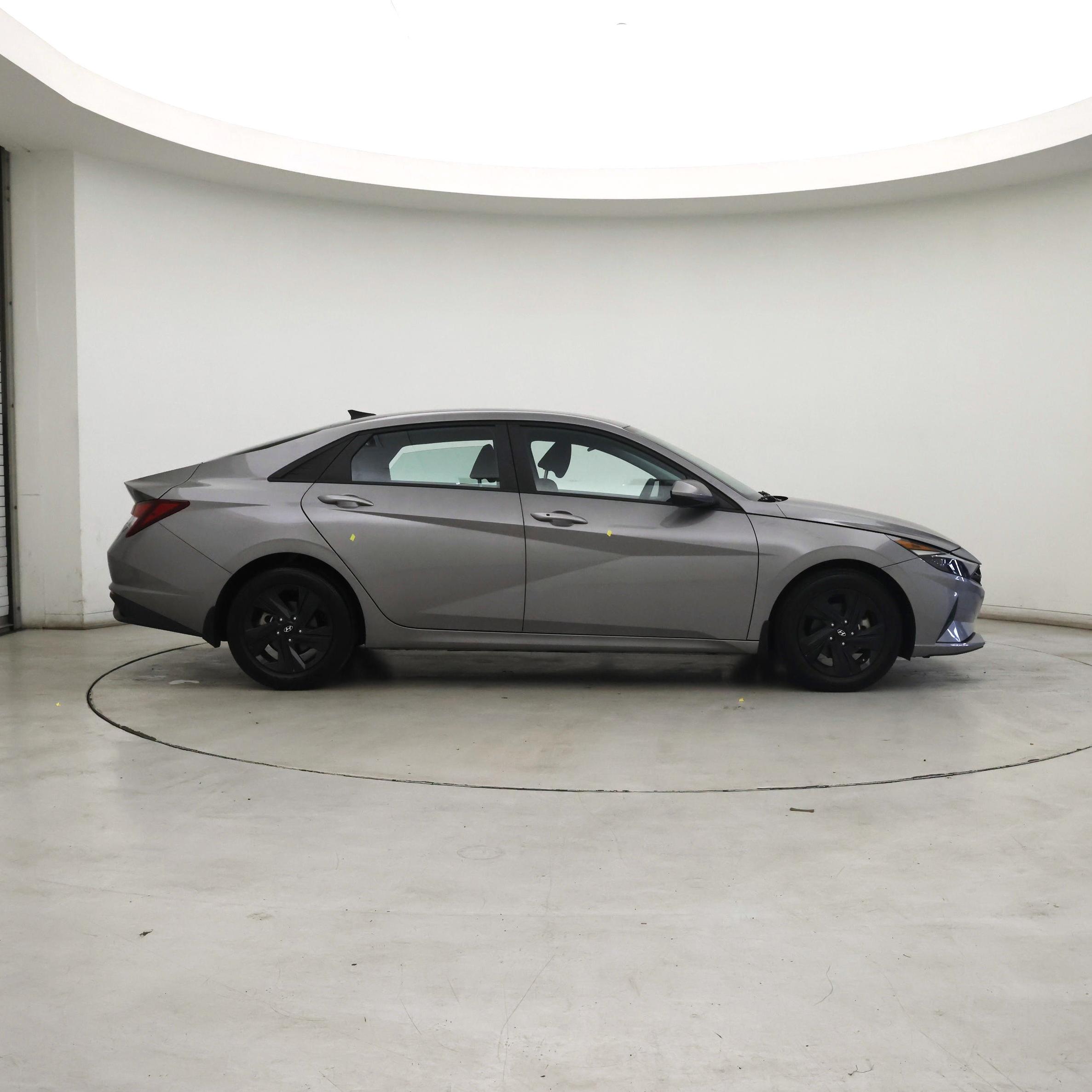 Thumbnail: 2023 Hyundai Elantra - 7