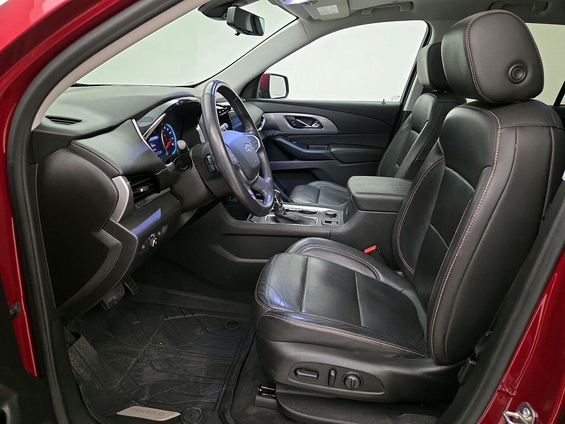 Thumbnail: 2021 Chevrolet Traverse - 11