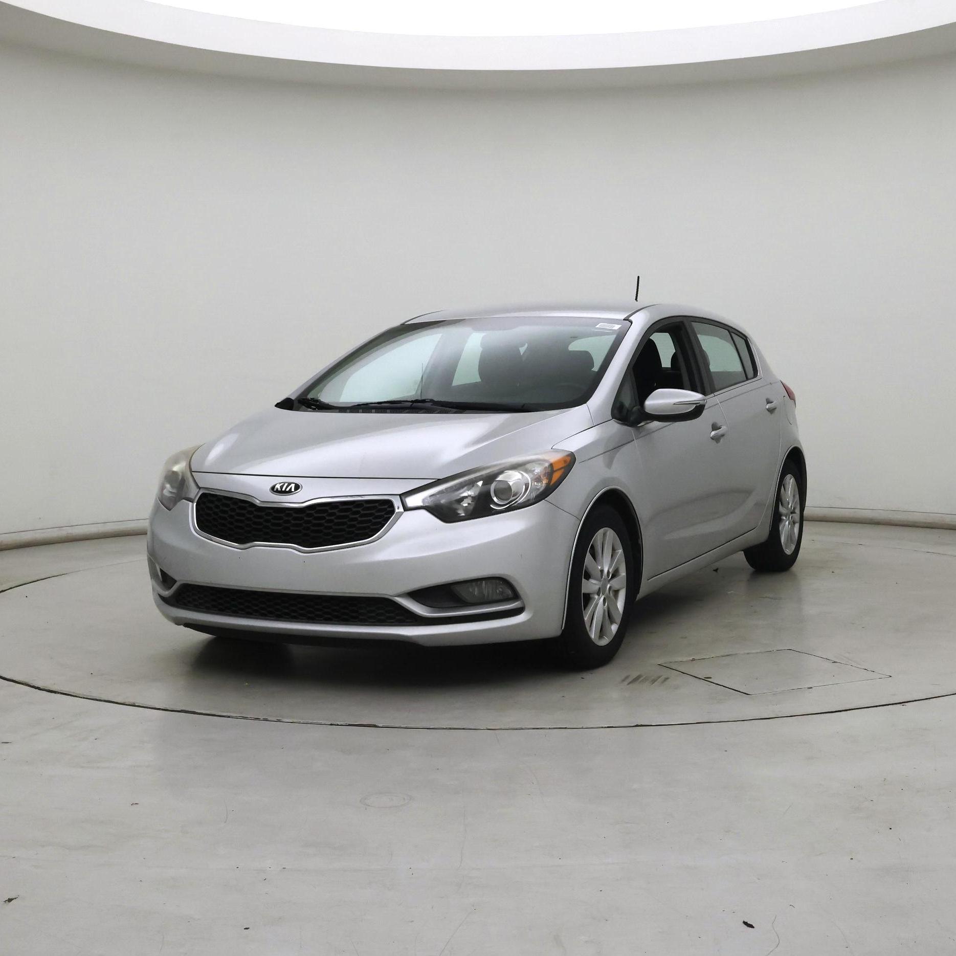 Thumbnail: 2015 Kia Forte - 4