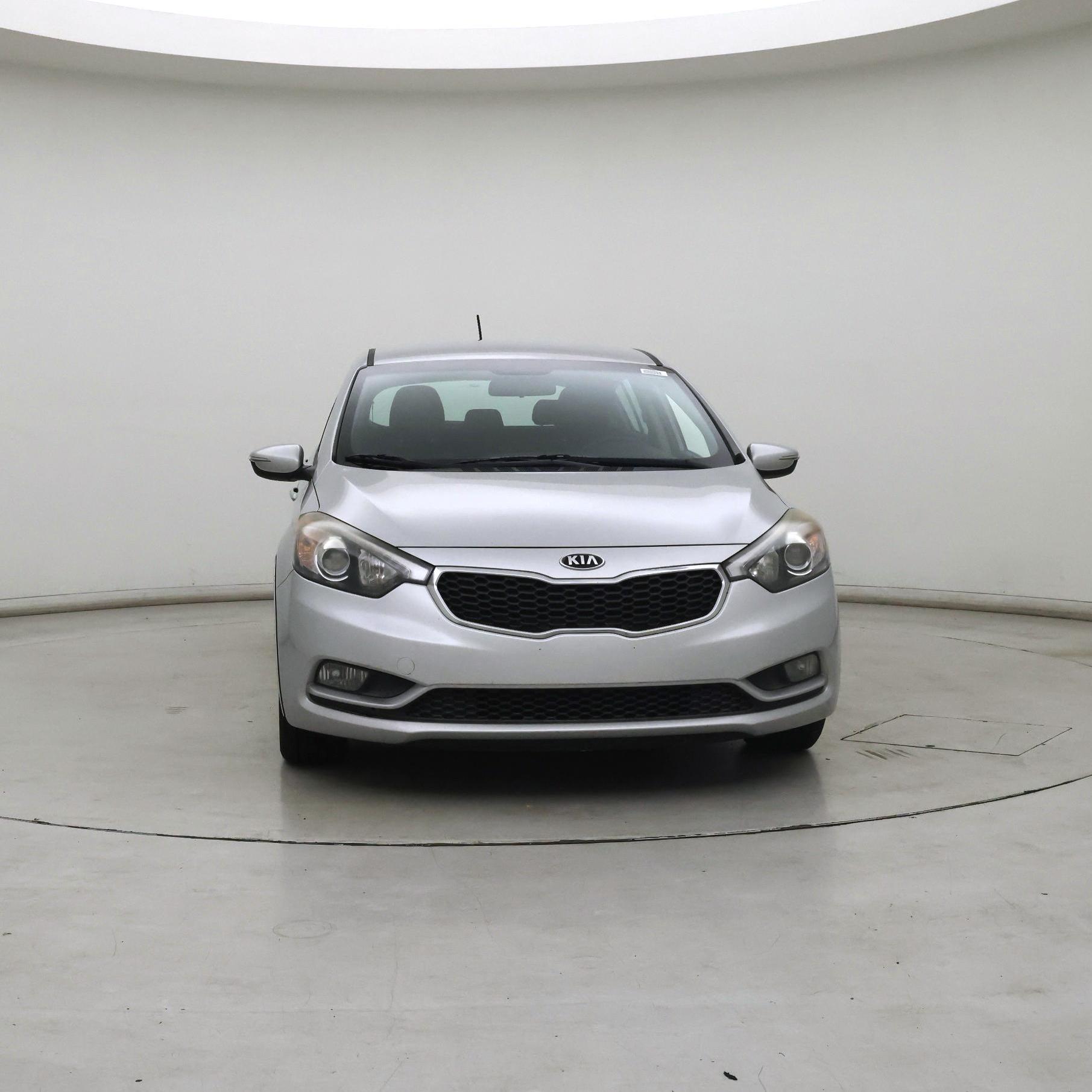 Thumbnail: 2015 Kia Forte - 5