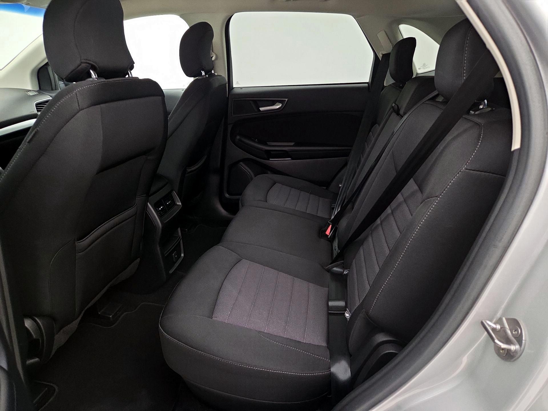 Thumbnail: 2018 Ford Edge - 17