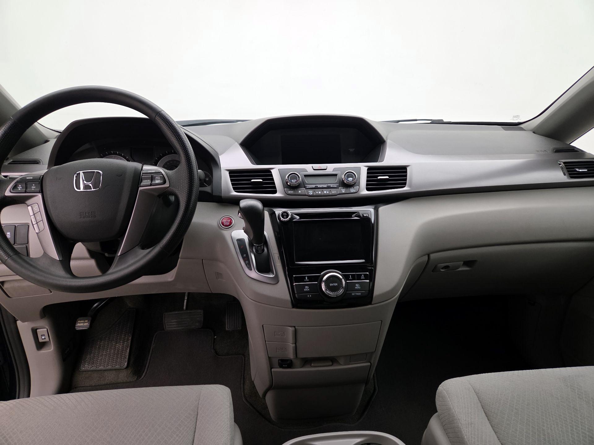 Thumbnail: 2015 Honda Odyssey - 9
