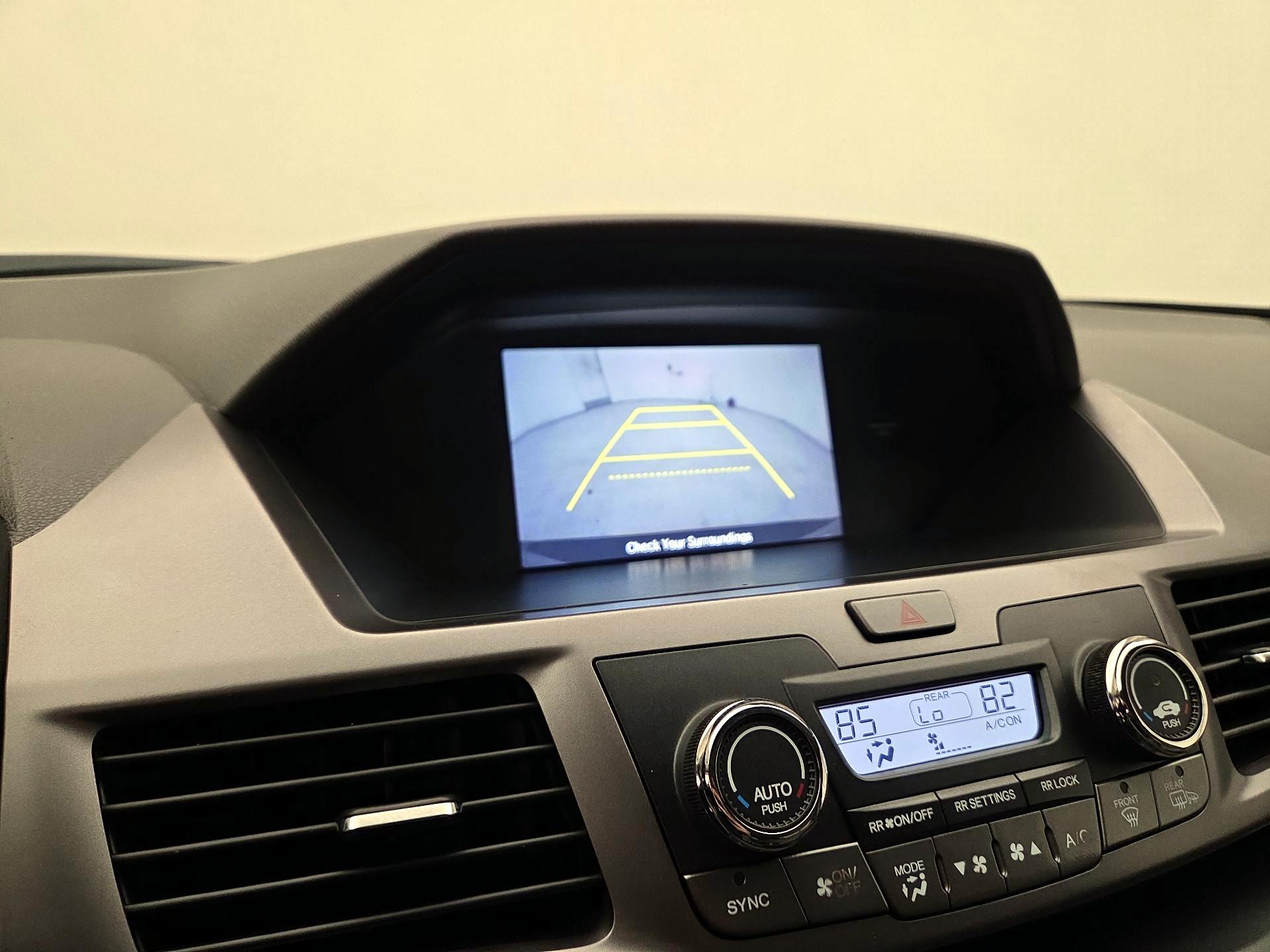 Thumbnail: 2015 Honda Odyssey - 14