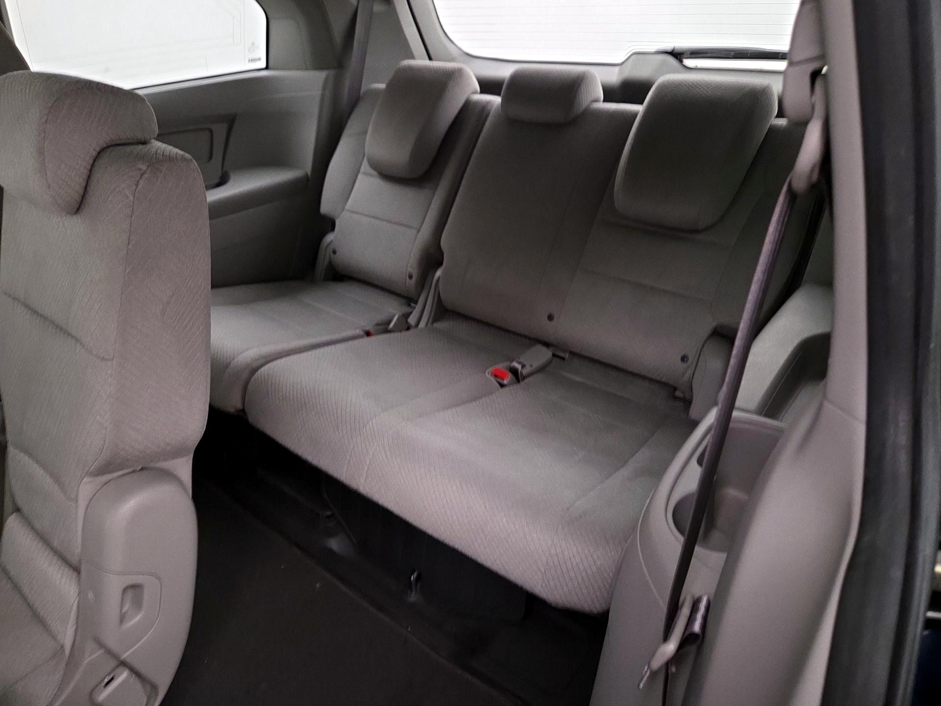 Thumbnail: 2015 Honda Odyssey - 19