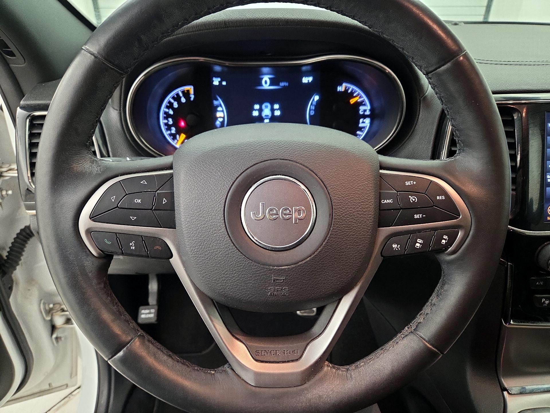 Thumbnail: 2019 Jeep Grand Cherokee - 10