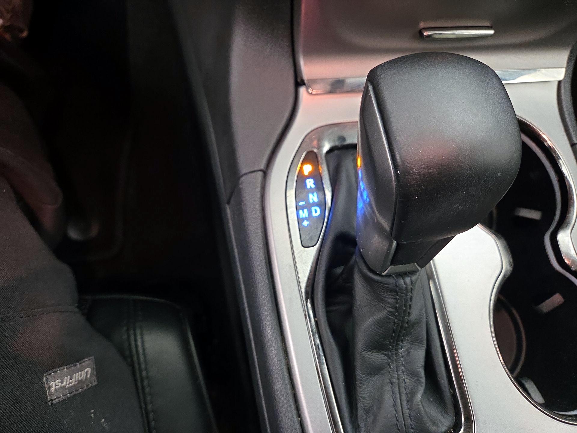 Thumbnail: 2019 Jeep Grand Cherokee - 16