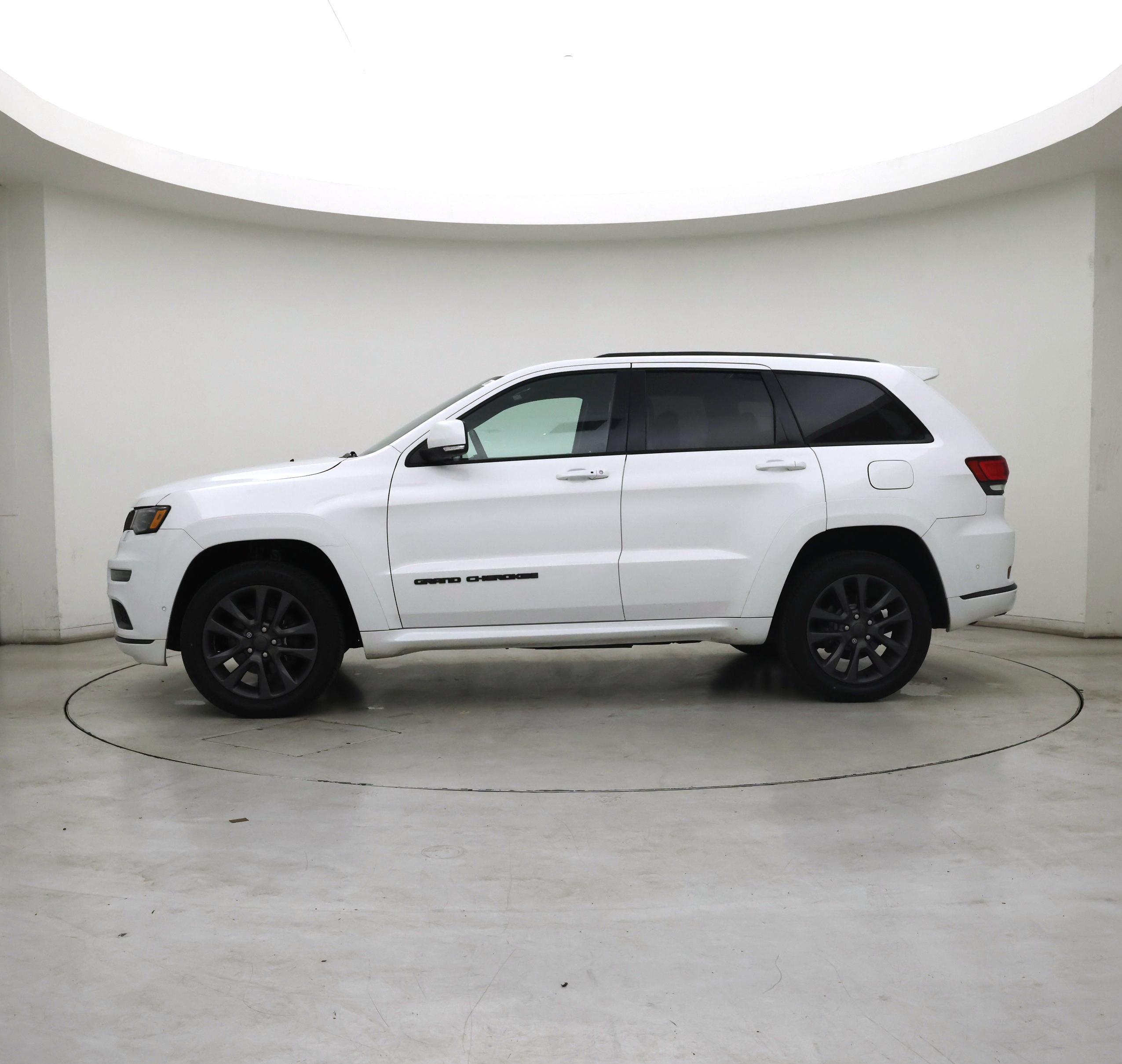 Thumbnail: 2019 Jeep Grand Cherokee - 3