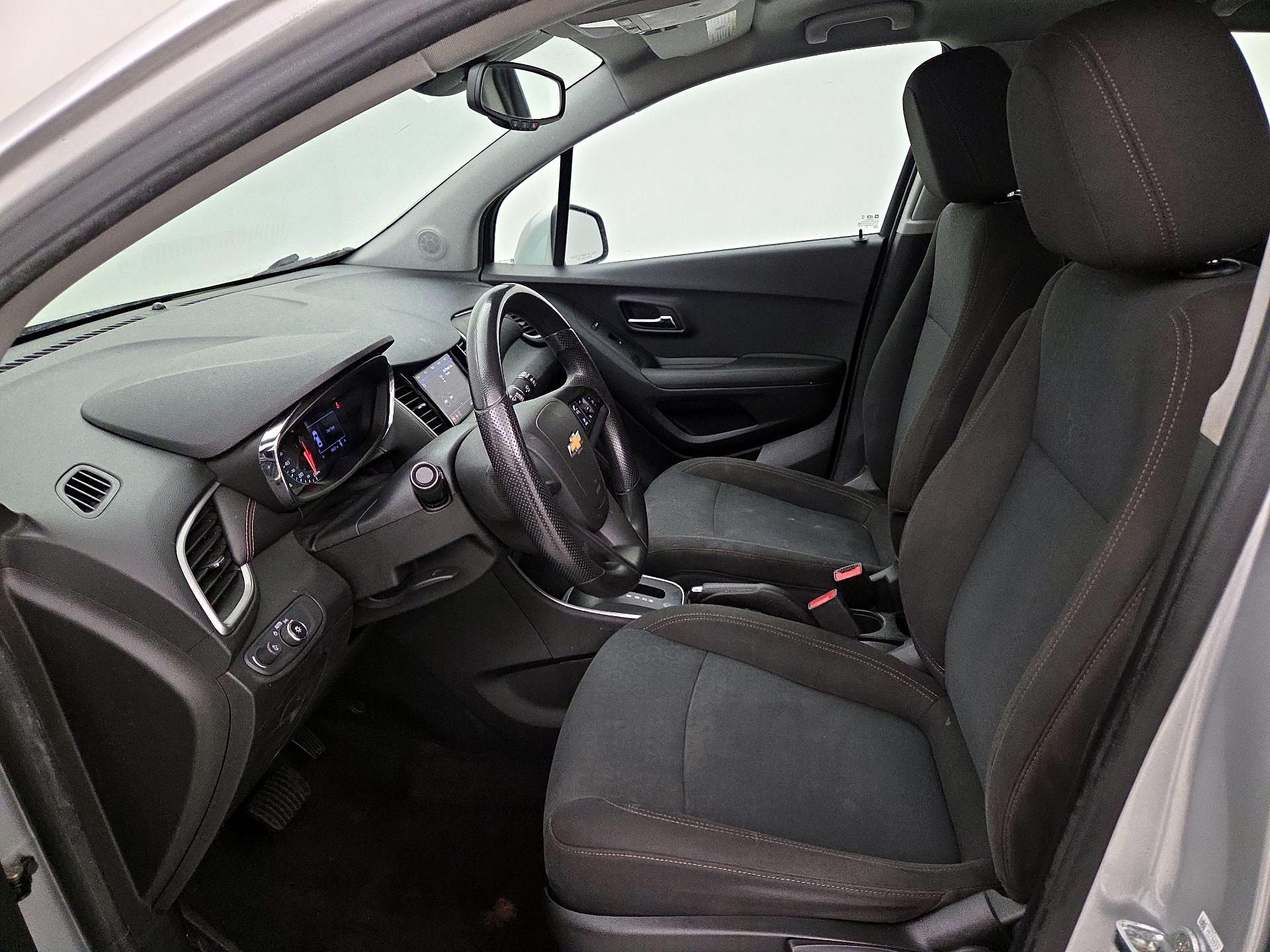Thumbnail: 2020 Chevrolet Trax - 11