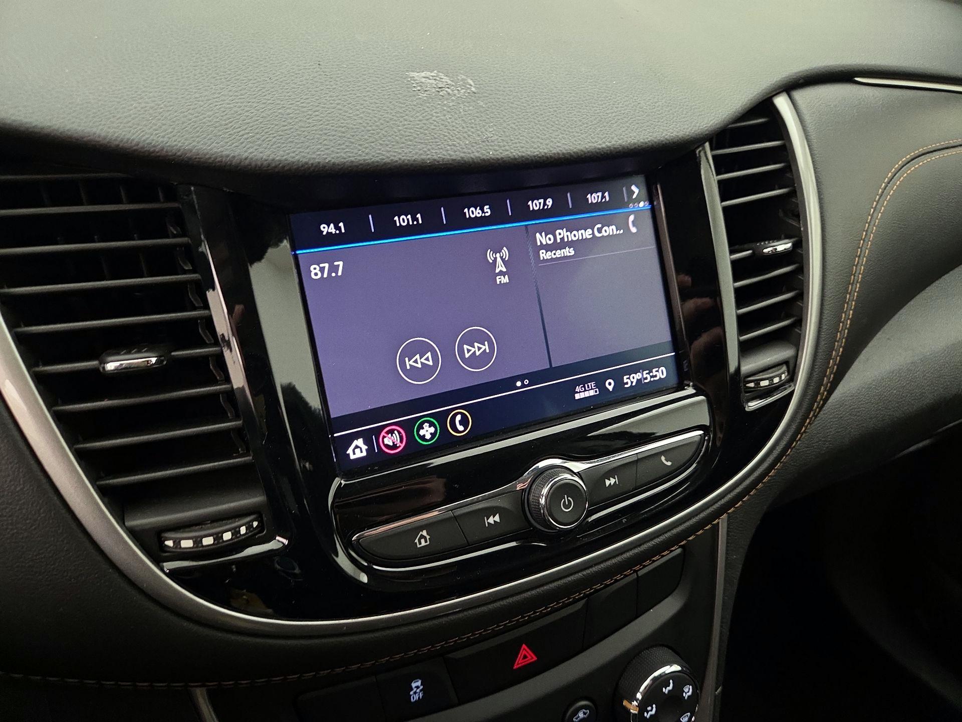Thumbnail: 2020 Chevrolet Trax - 15