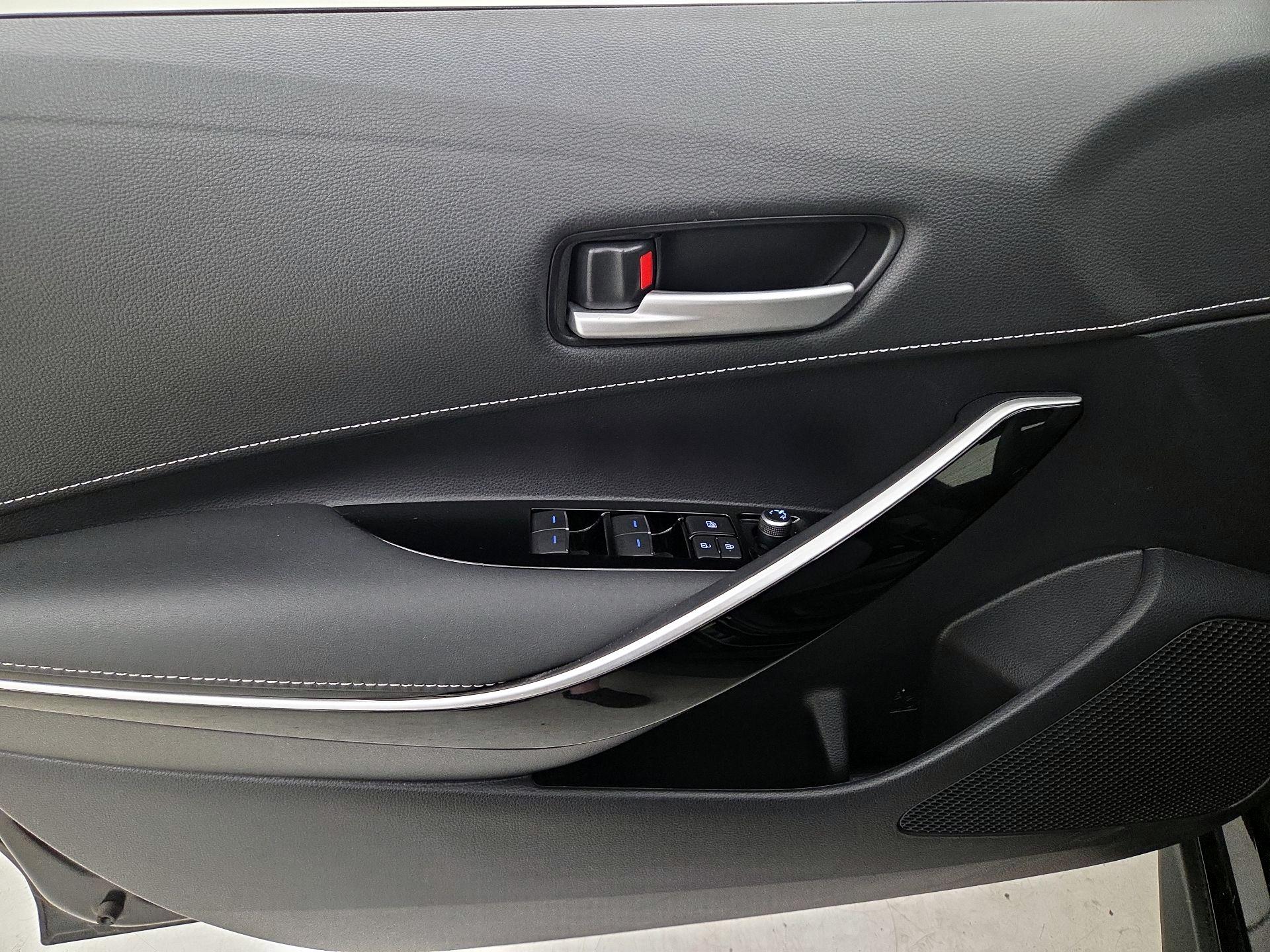 Thumbnail: 2021 Toyota Corolla - 12