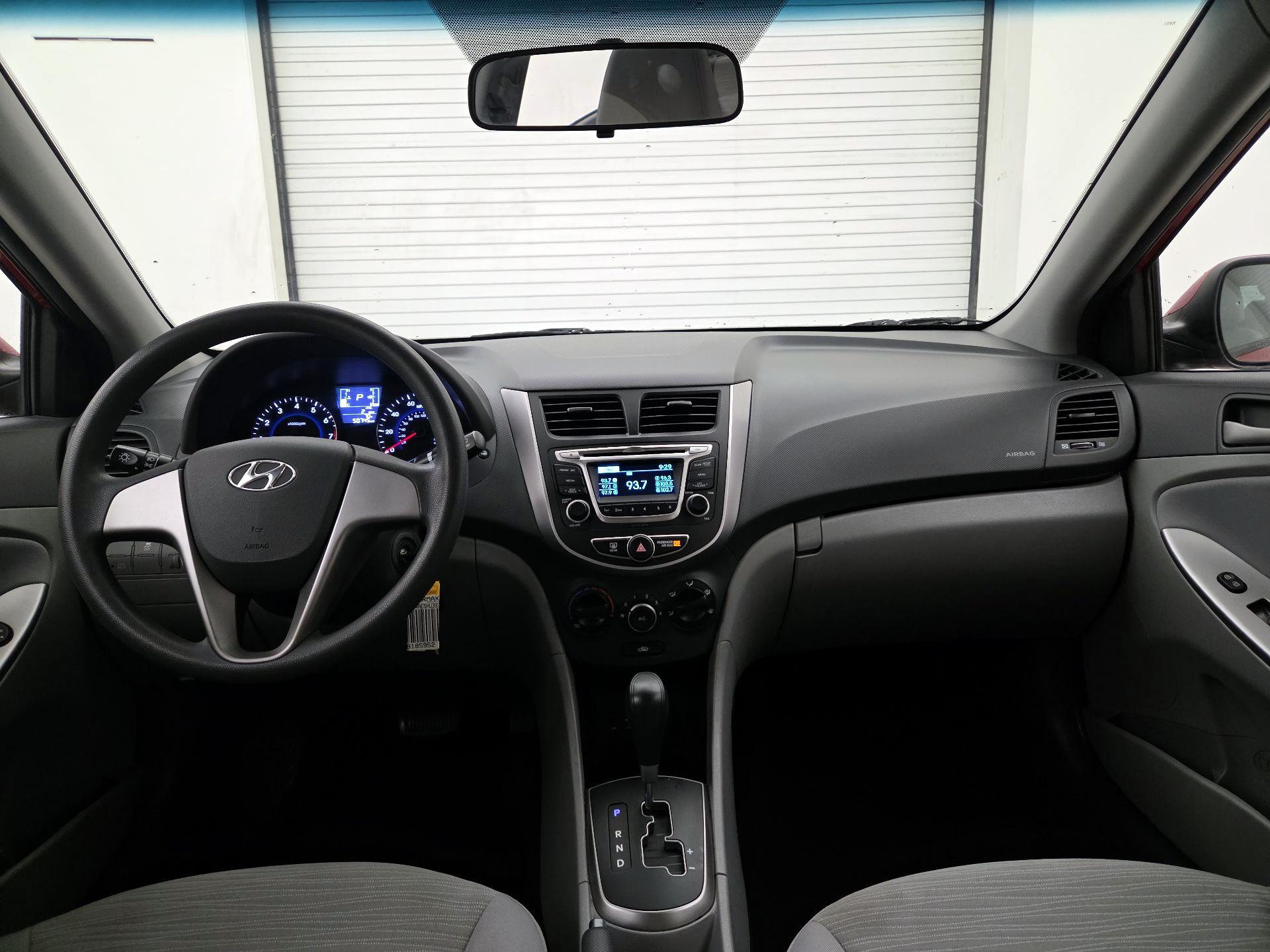Thumbnail: 2017 Hyundai Accent - 9