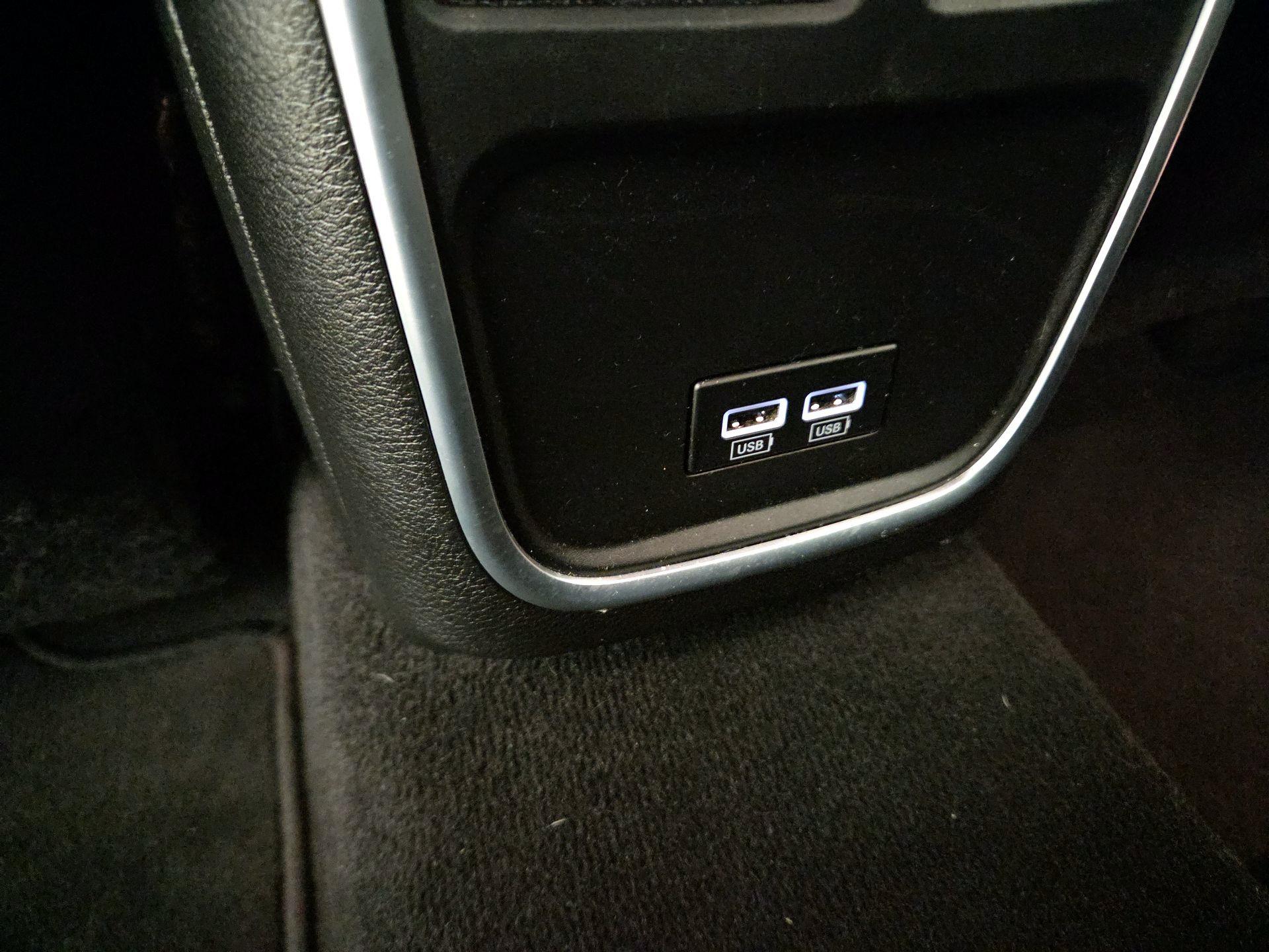 Thumbnail: 2022 Dodge Charger - 16