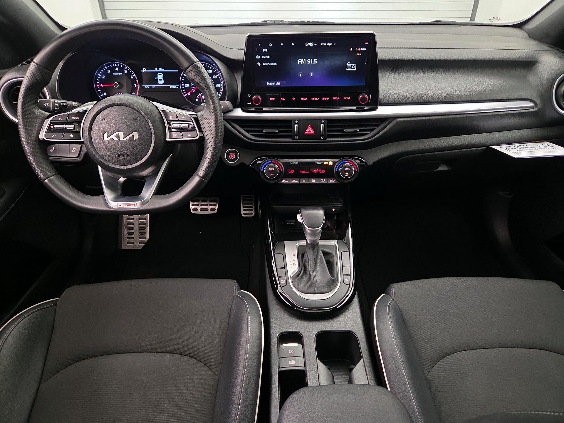 Thumbnail: 2023 Kia Forte - 9