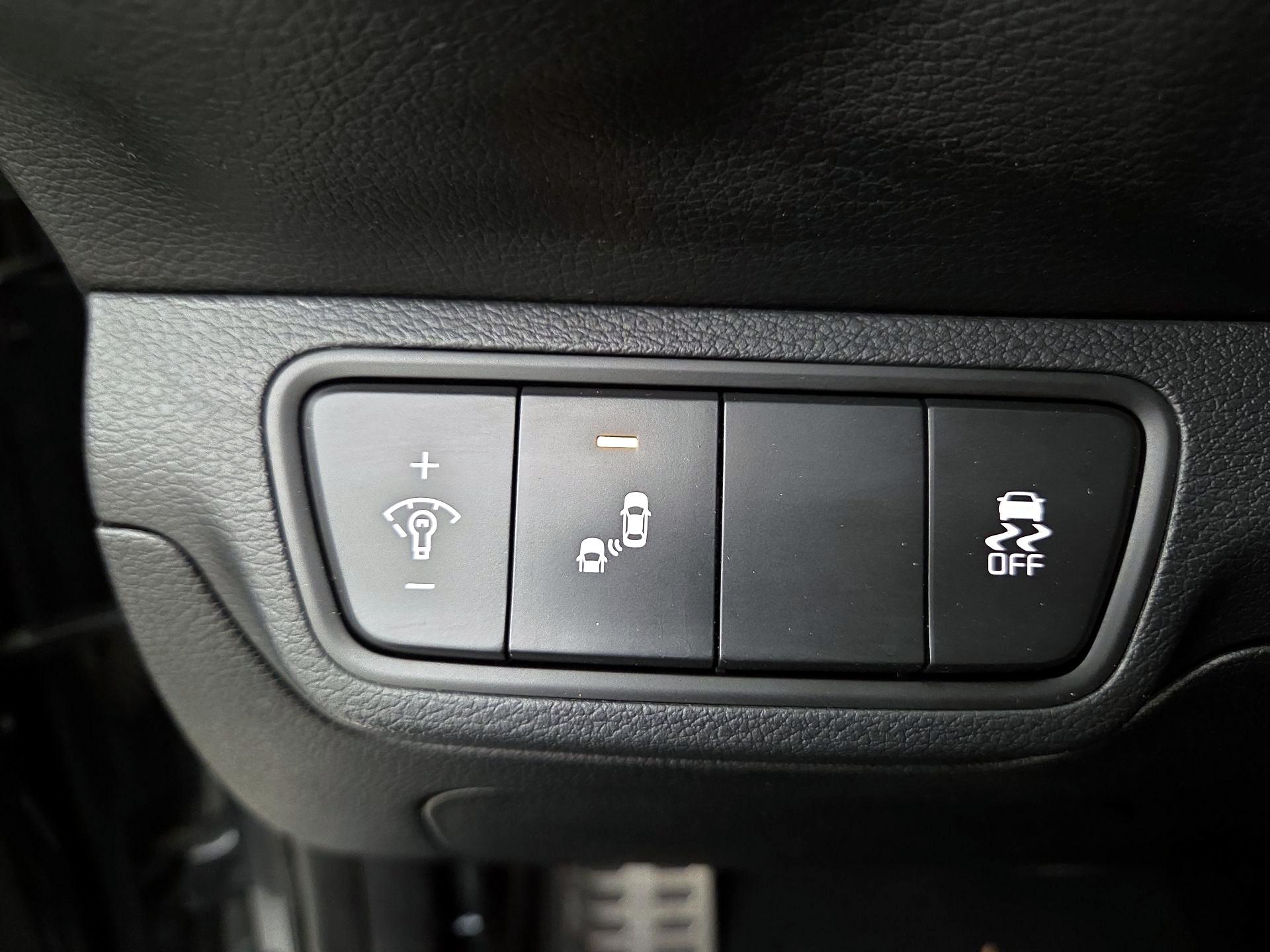 Thumbnail: 2023 Kia Forte - 13