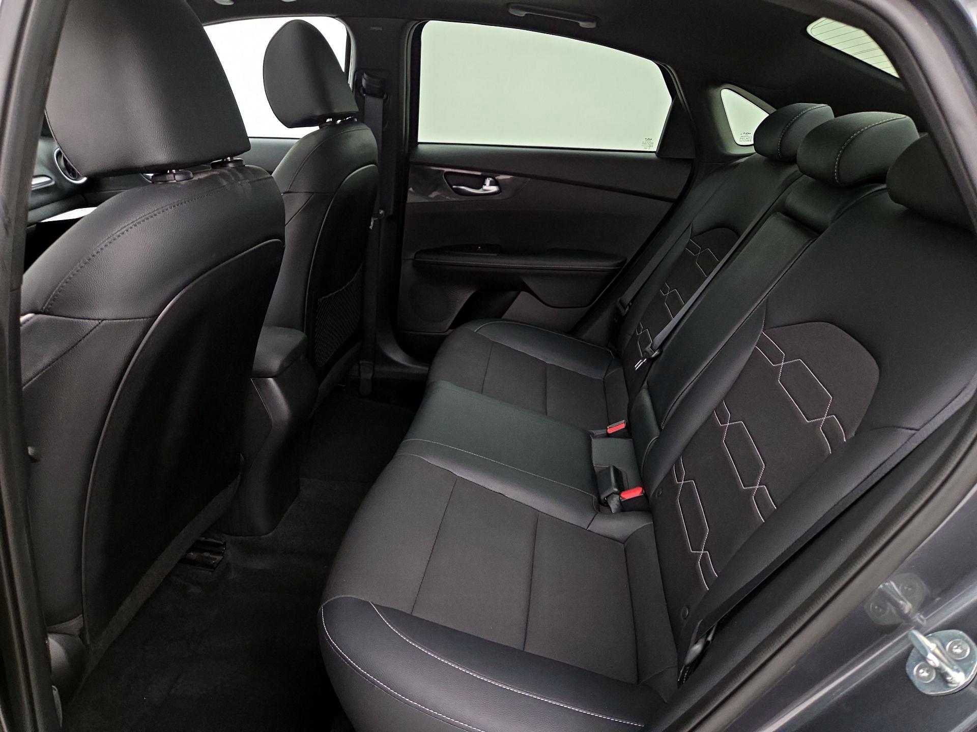 Thumbnail: 2023 Kia Forte - 20