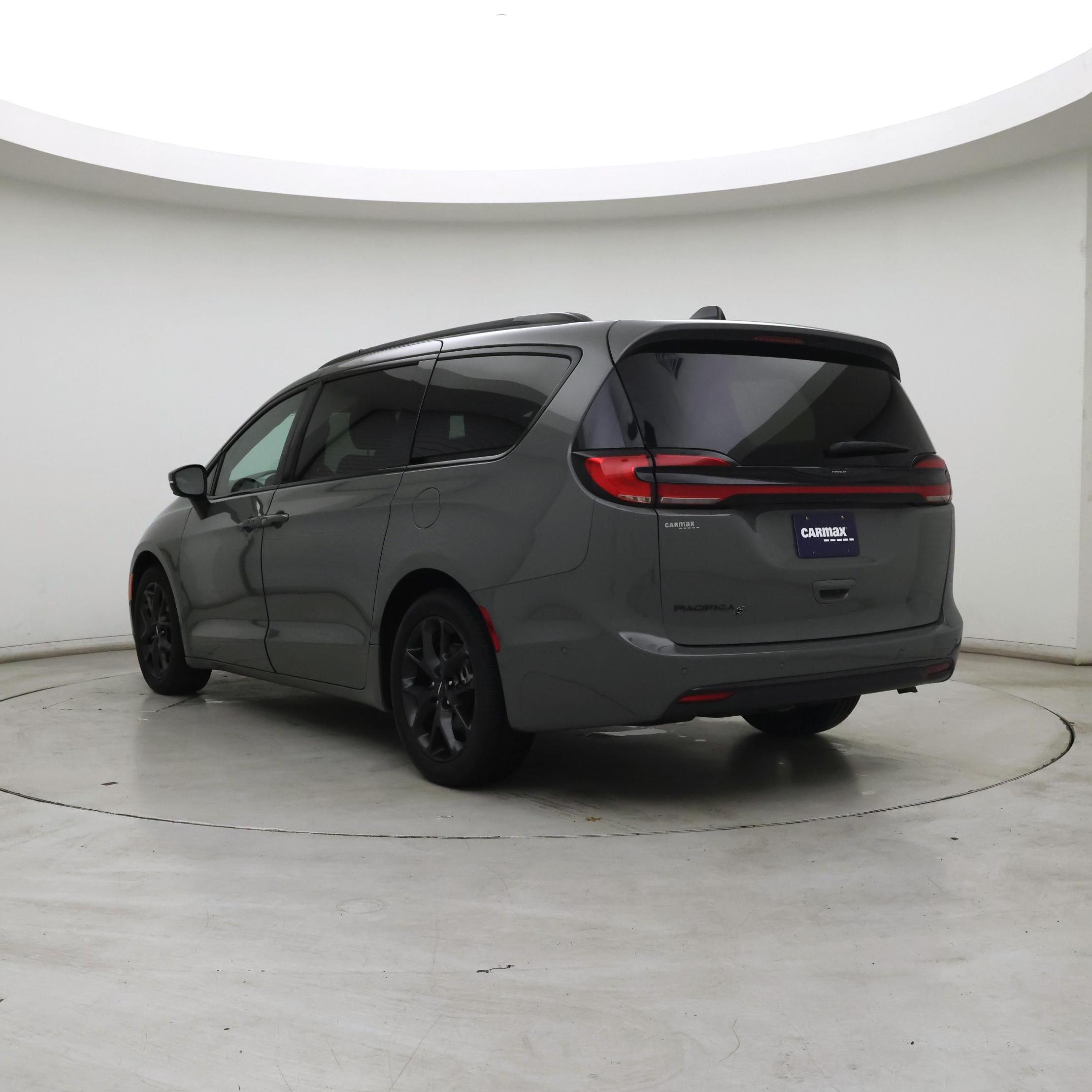 Thumbnail: 2023 Chrysler Pacifica - 2
