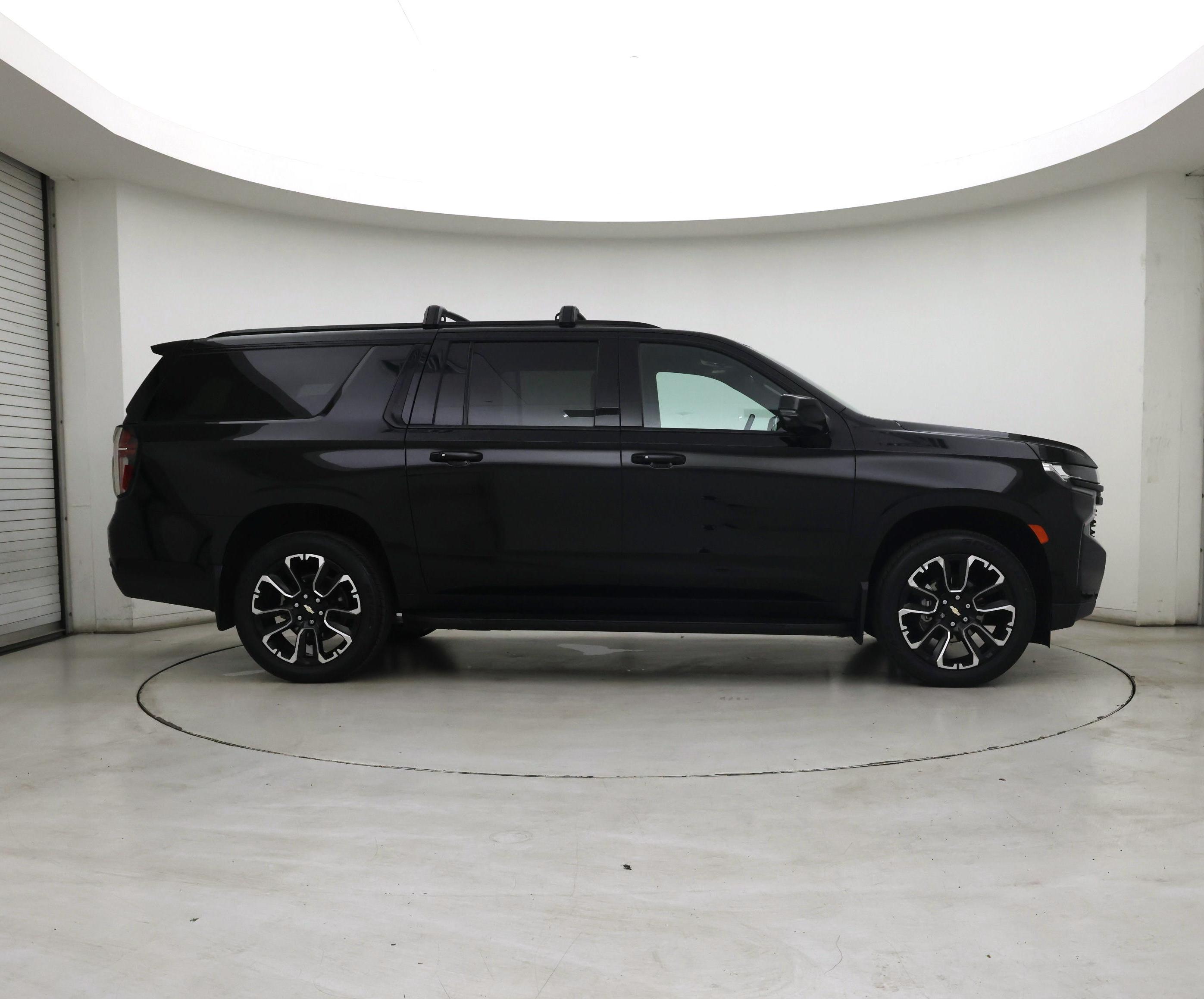 Thumbnail: 2023 Chevrolet Suburban - 7