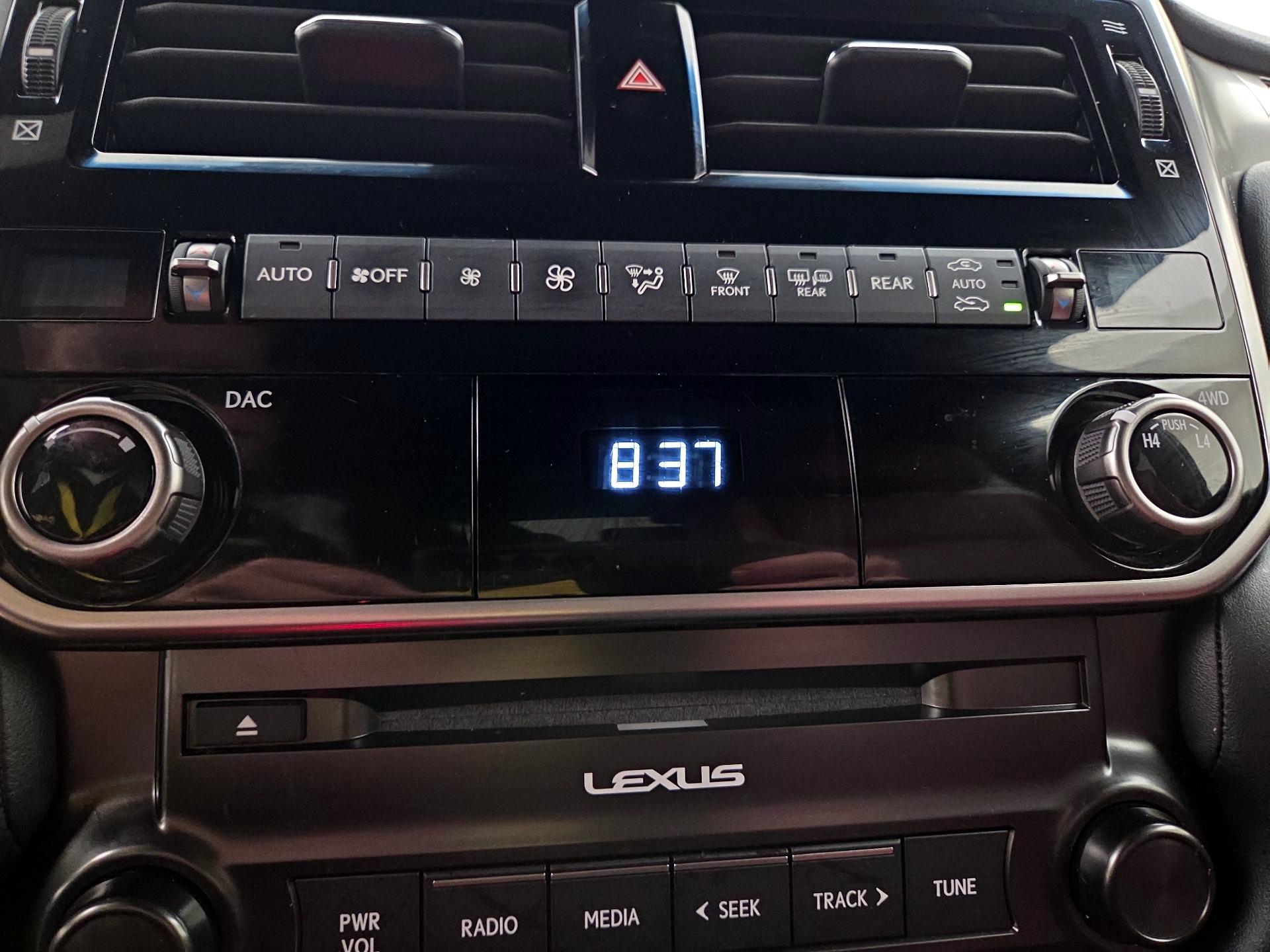 Thumbnail: 2022 Lexus GX - 15