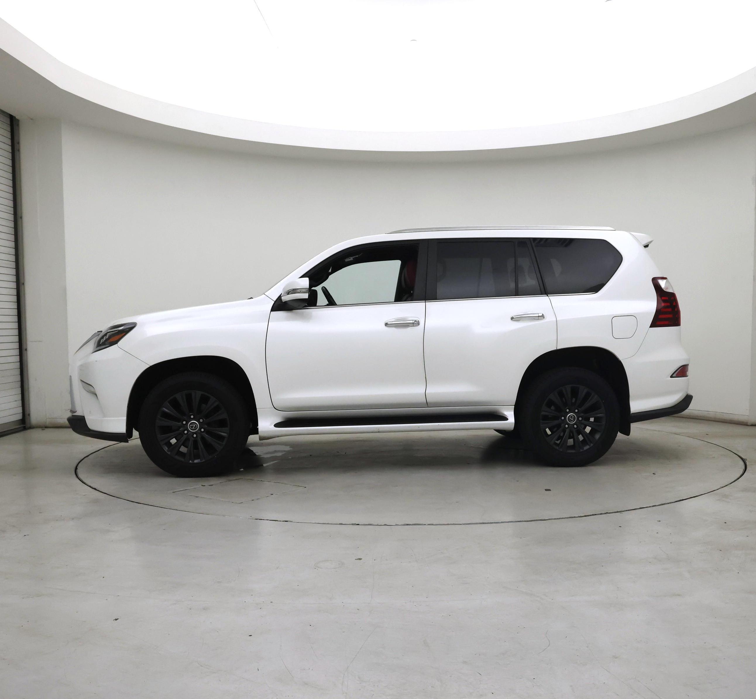 Thumbnail: 2022 Lexus GX - 3
