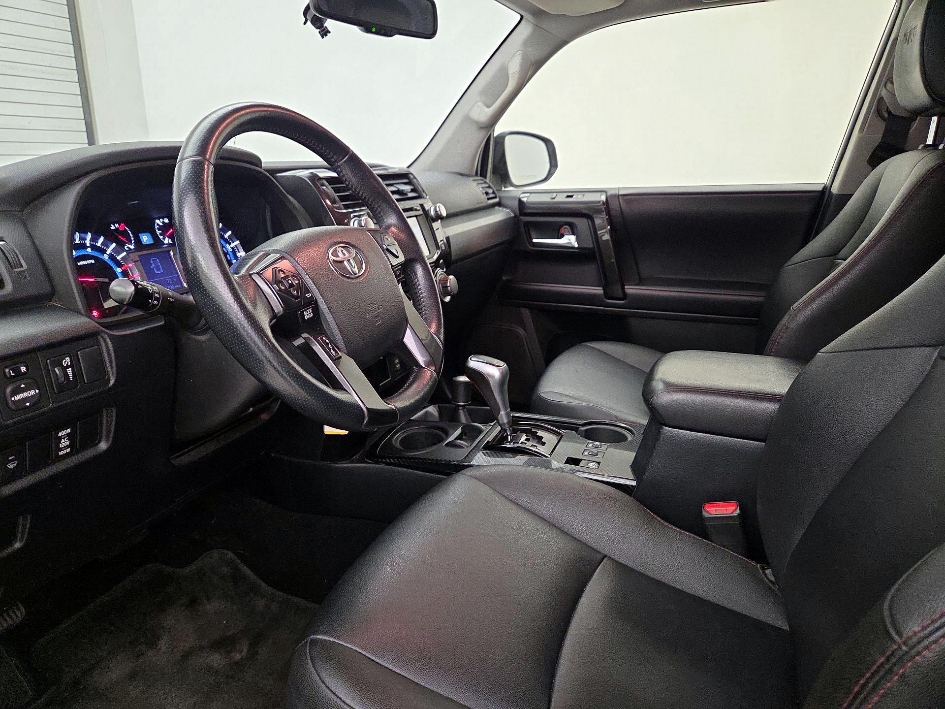 Thumbnail: 2018 Toyota 4Runner - 11