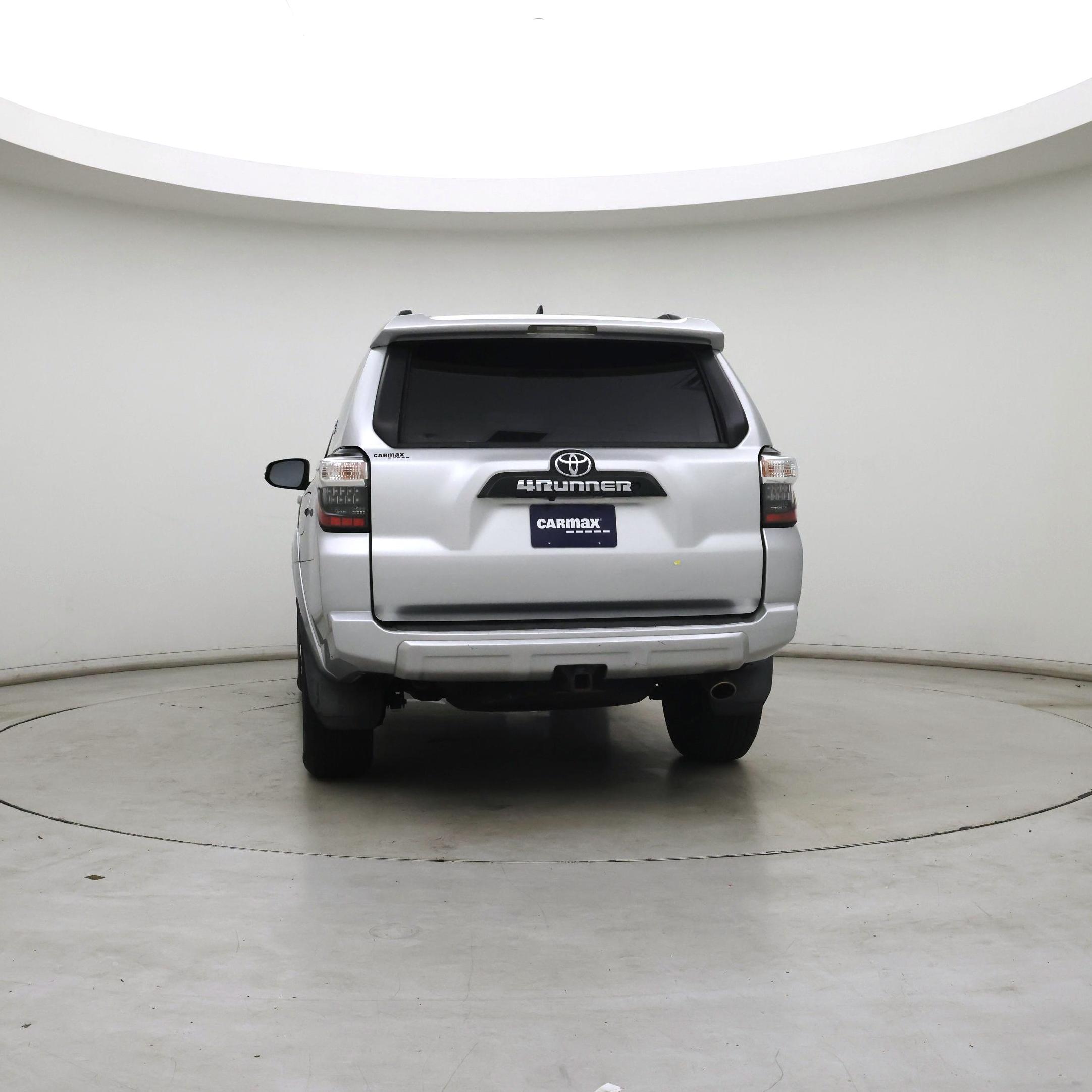 Thumbnail: 2018 Toyota 4Runner - 6