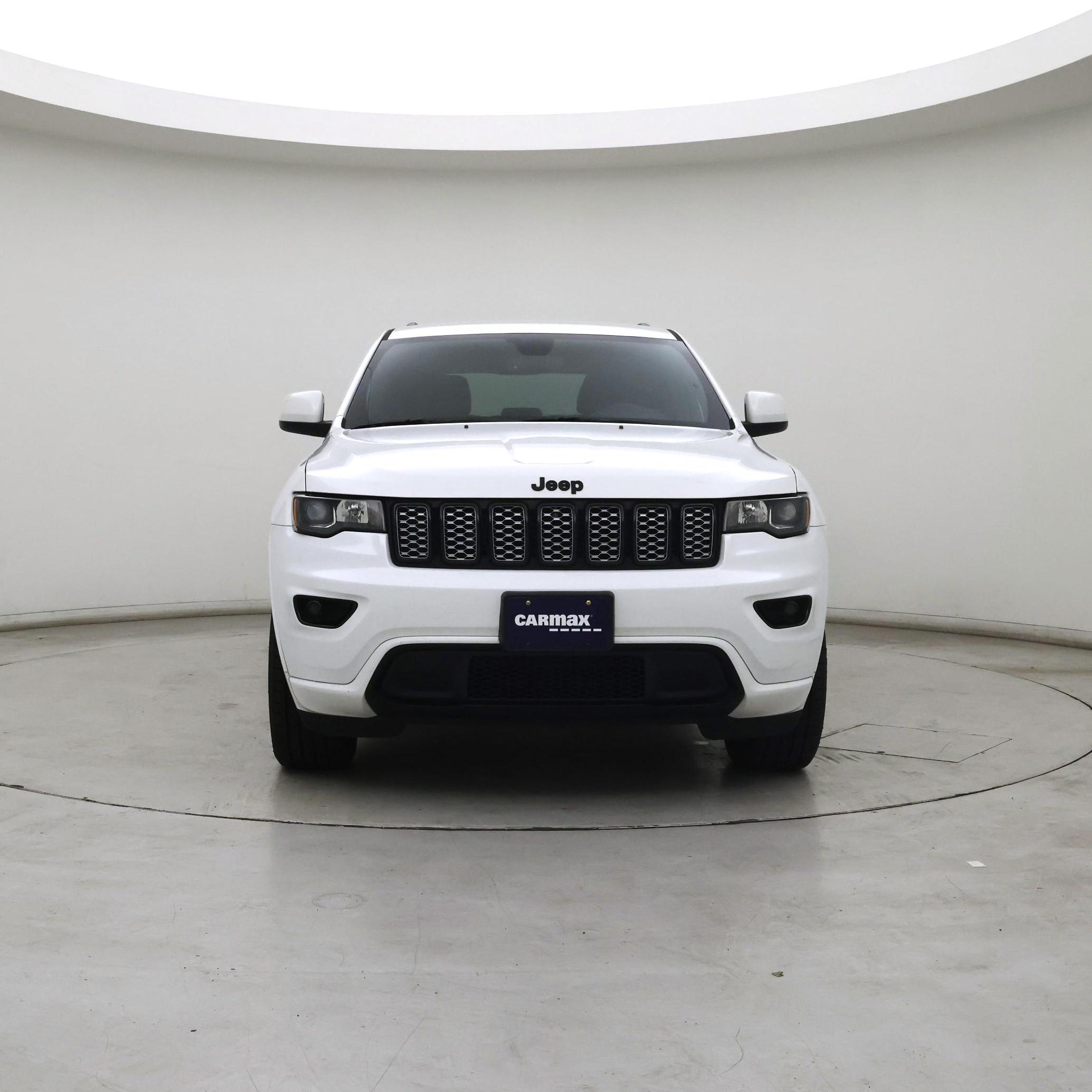 Thumbnail: 2018 Jeep Grand Cherokee - 5