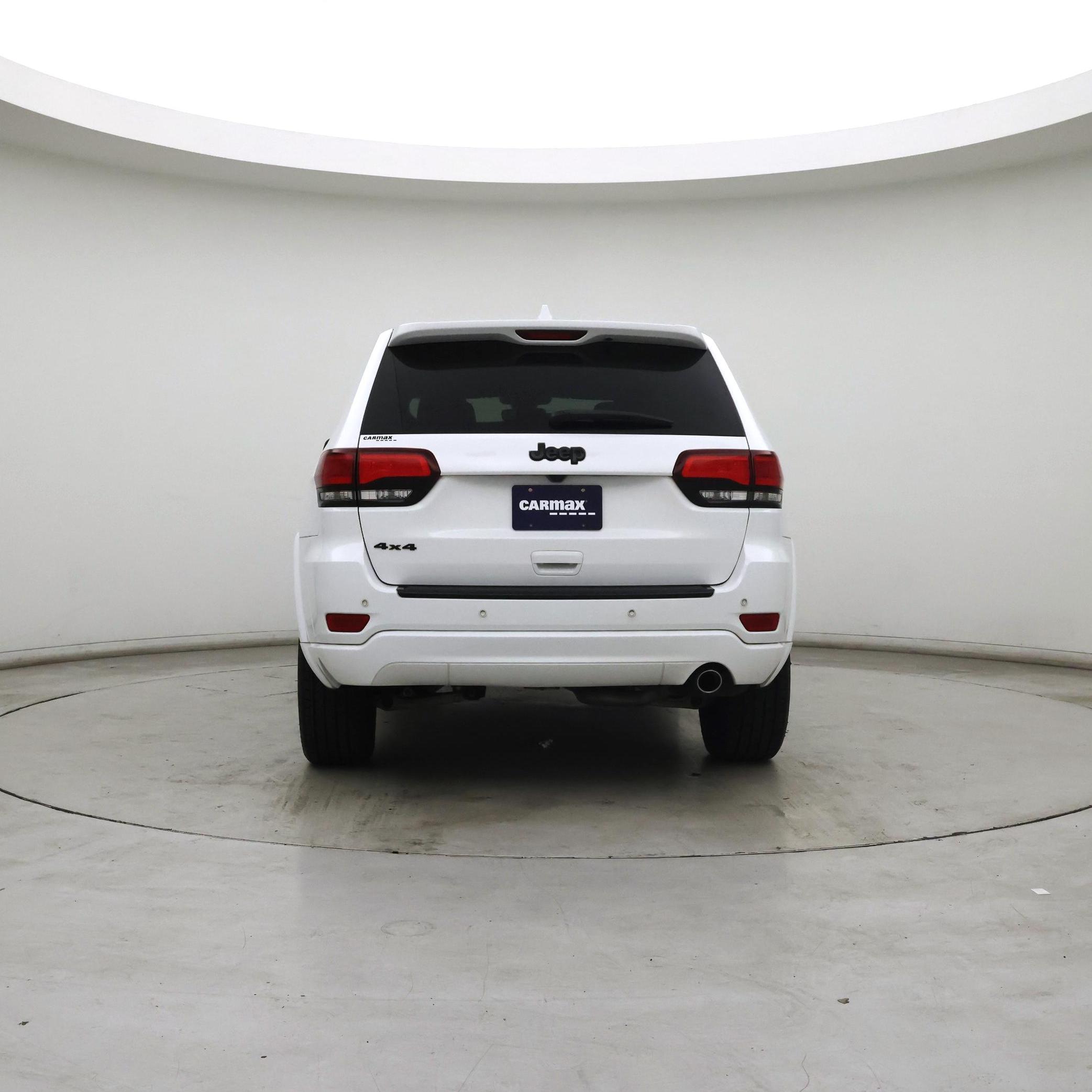 Thumbnail: 2018 Jeep Grand Cherokee - 6