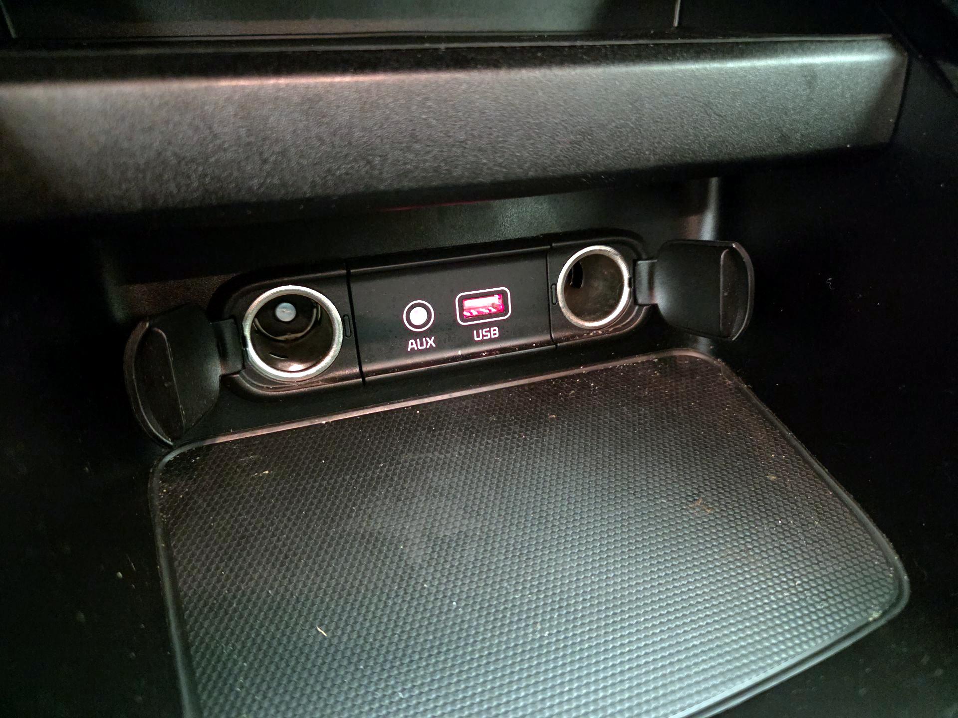 Thumbnail: 2021 Kia Forte - 18