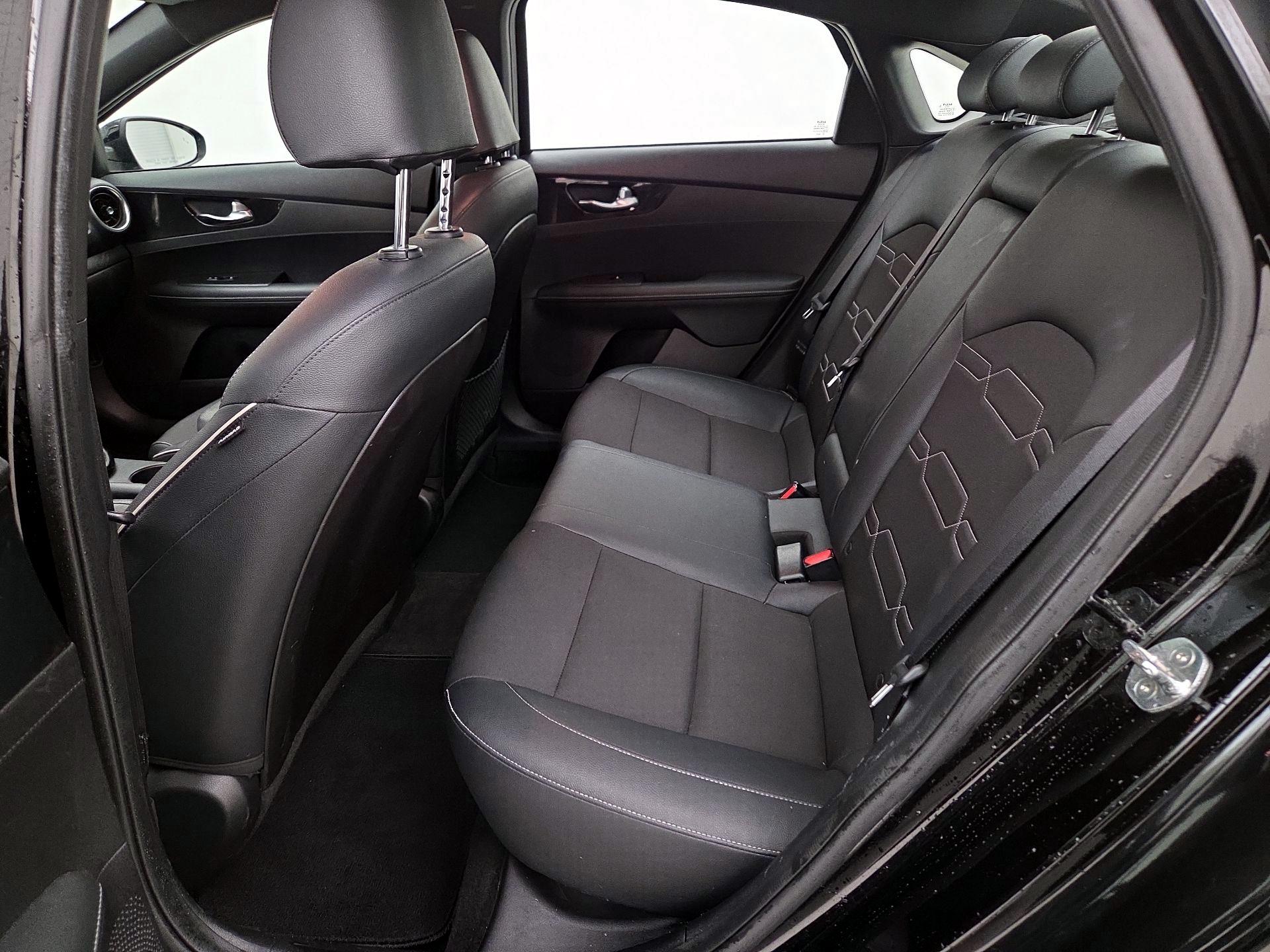 Thumbnail: 2021 Kia Forte - 19