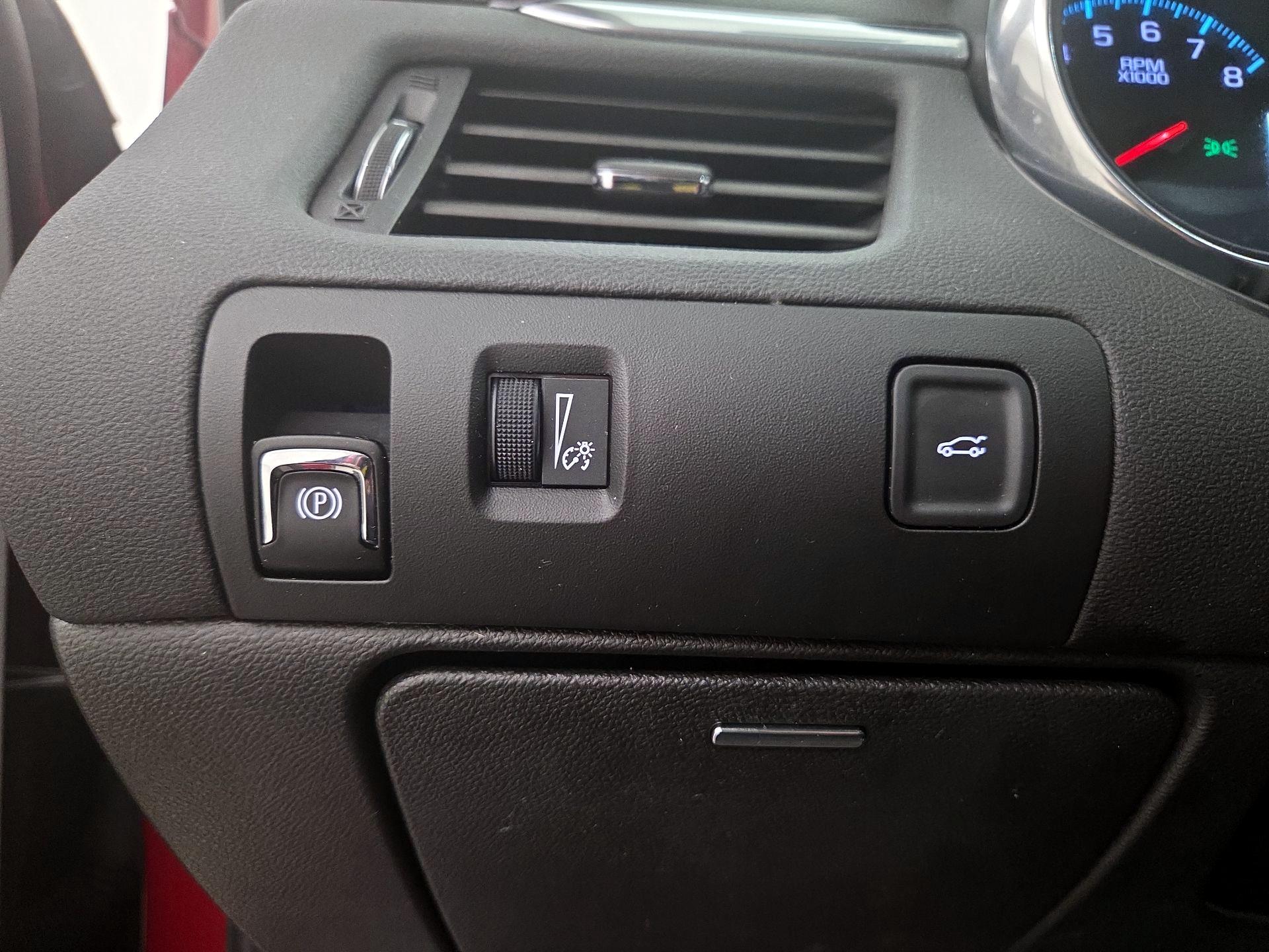 Thumbnail: 2015 Chevrolet Impala - 13