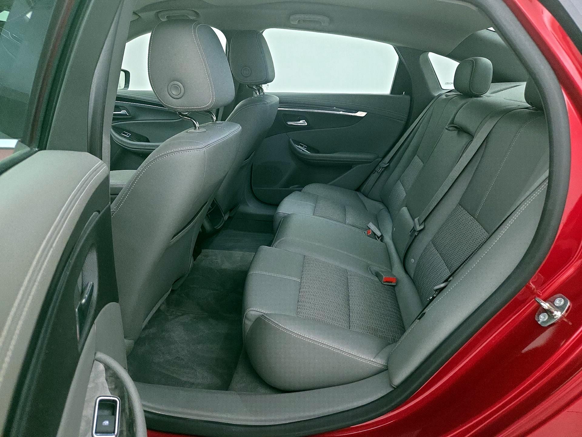 Thumbnail: 2015 Chevrolet Impala - 17