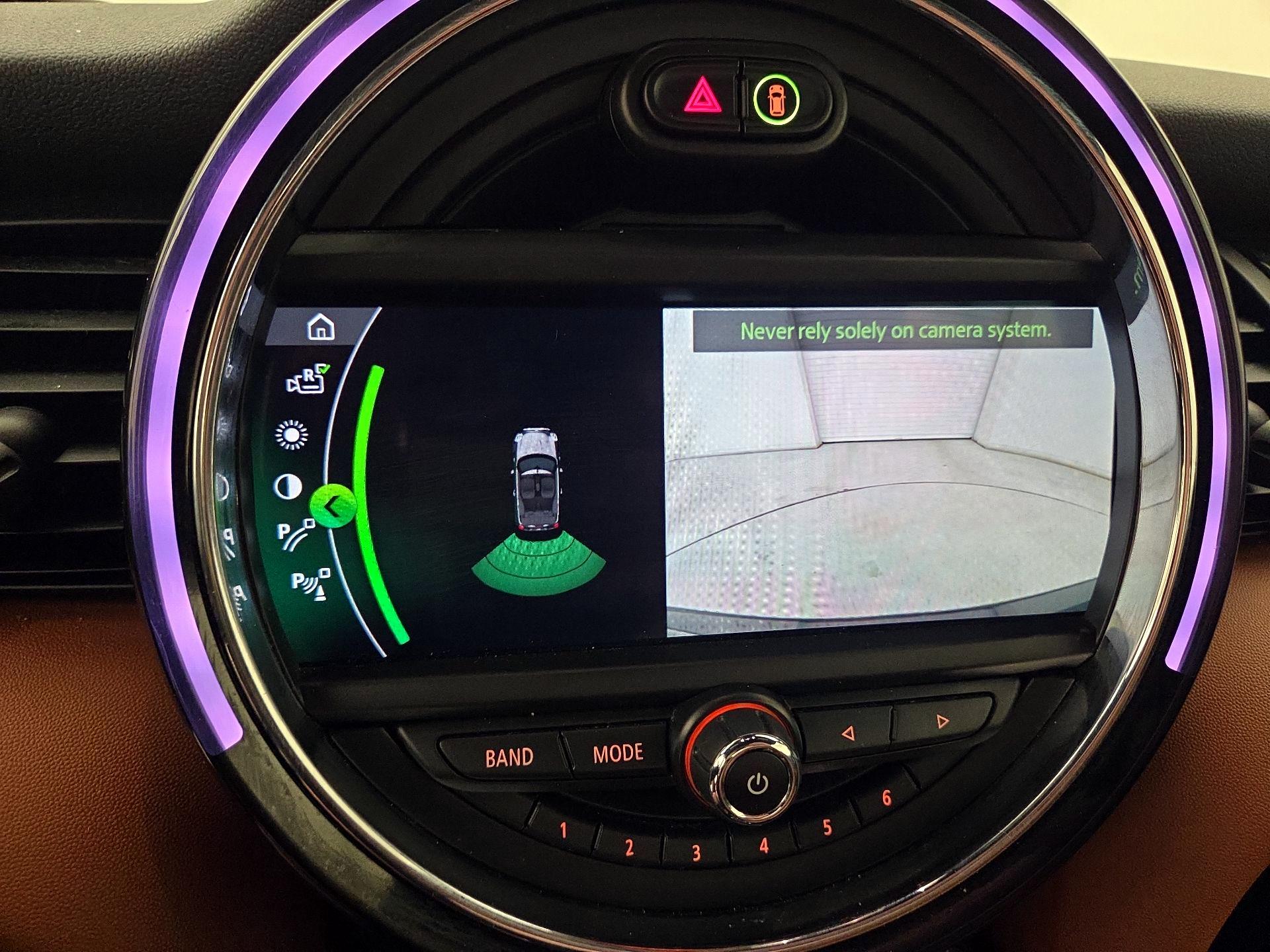 Thumbnail: 2019 MINI Cooper - 13