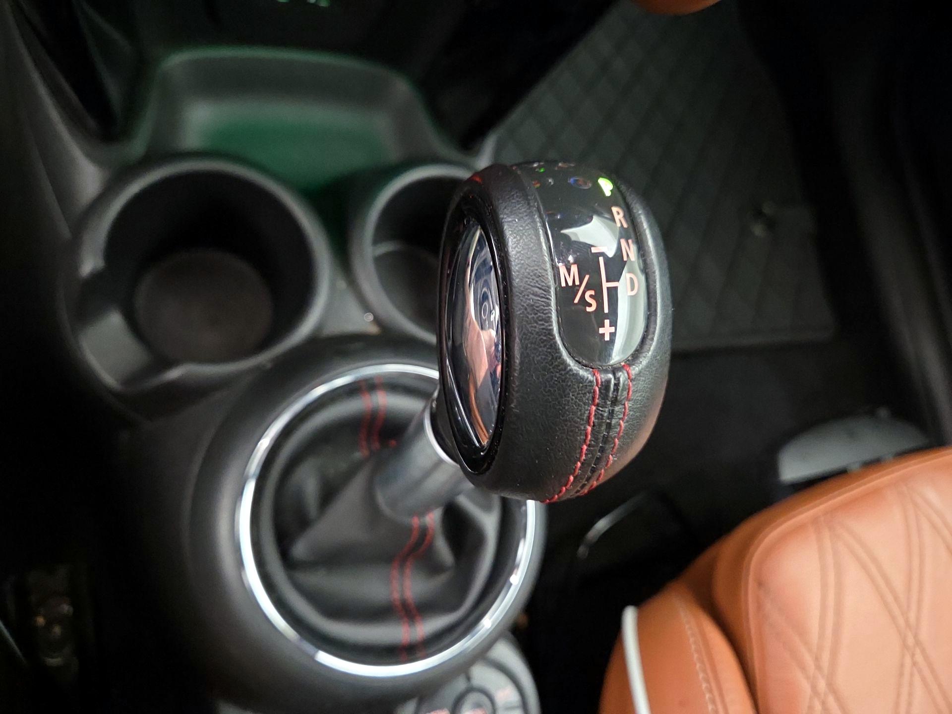 Thumbnail: 2019 MINI Cooper - 16