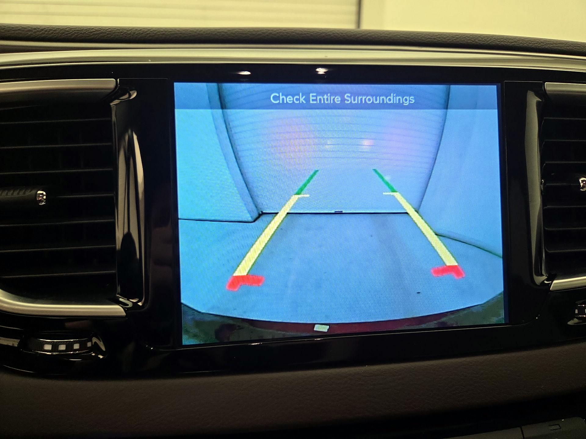 Thumbnail: 2017 Chrysler Pacifica - 13