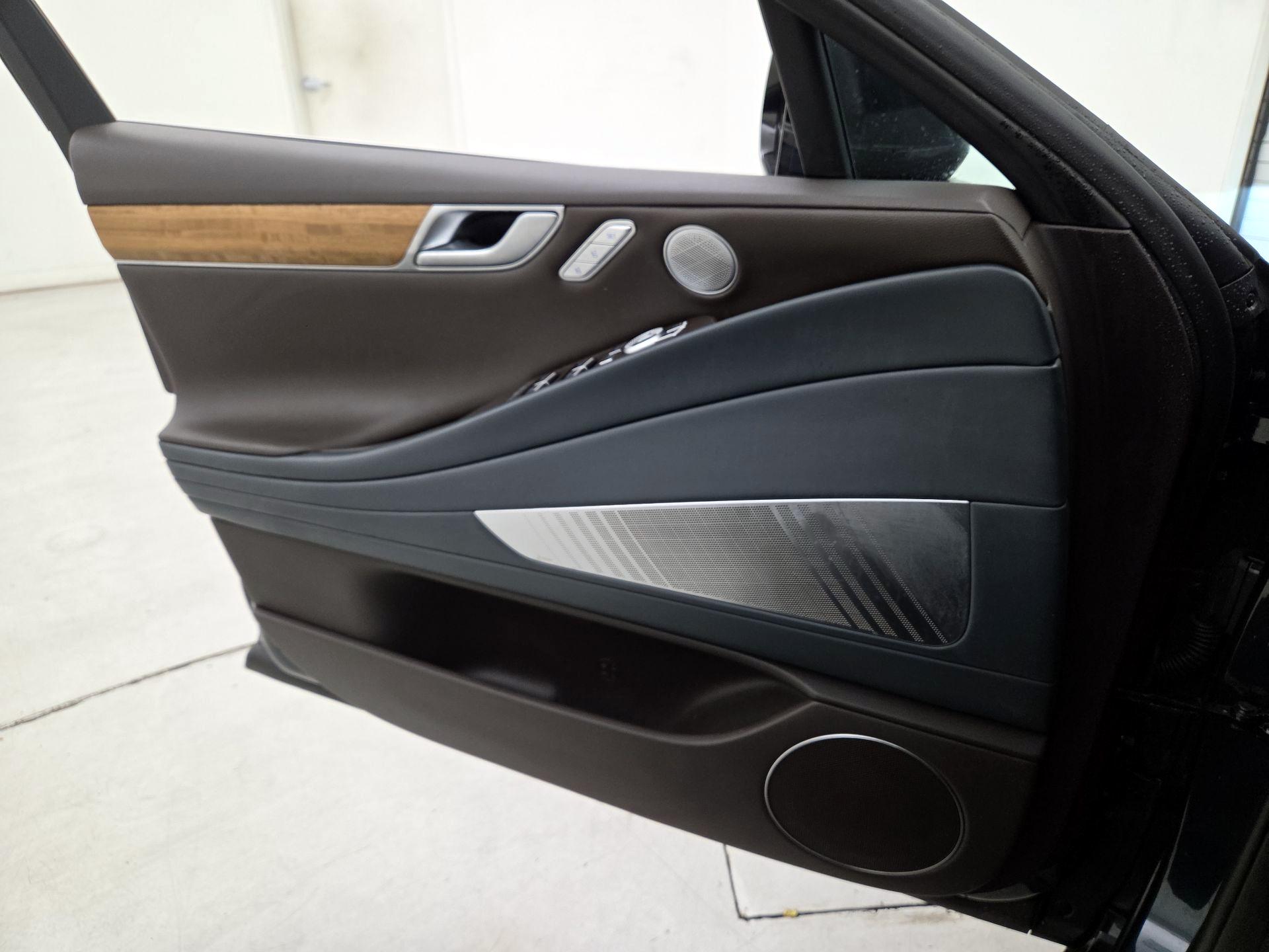 Thumbnail: 2021 Genesis G80 - 12