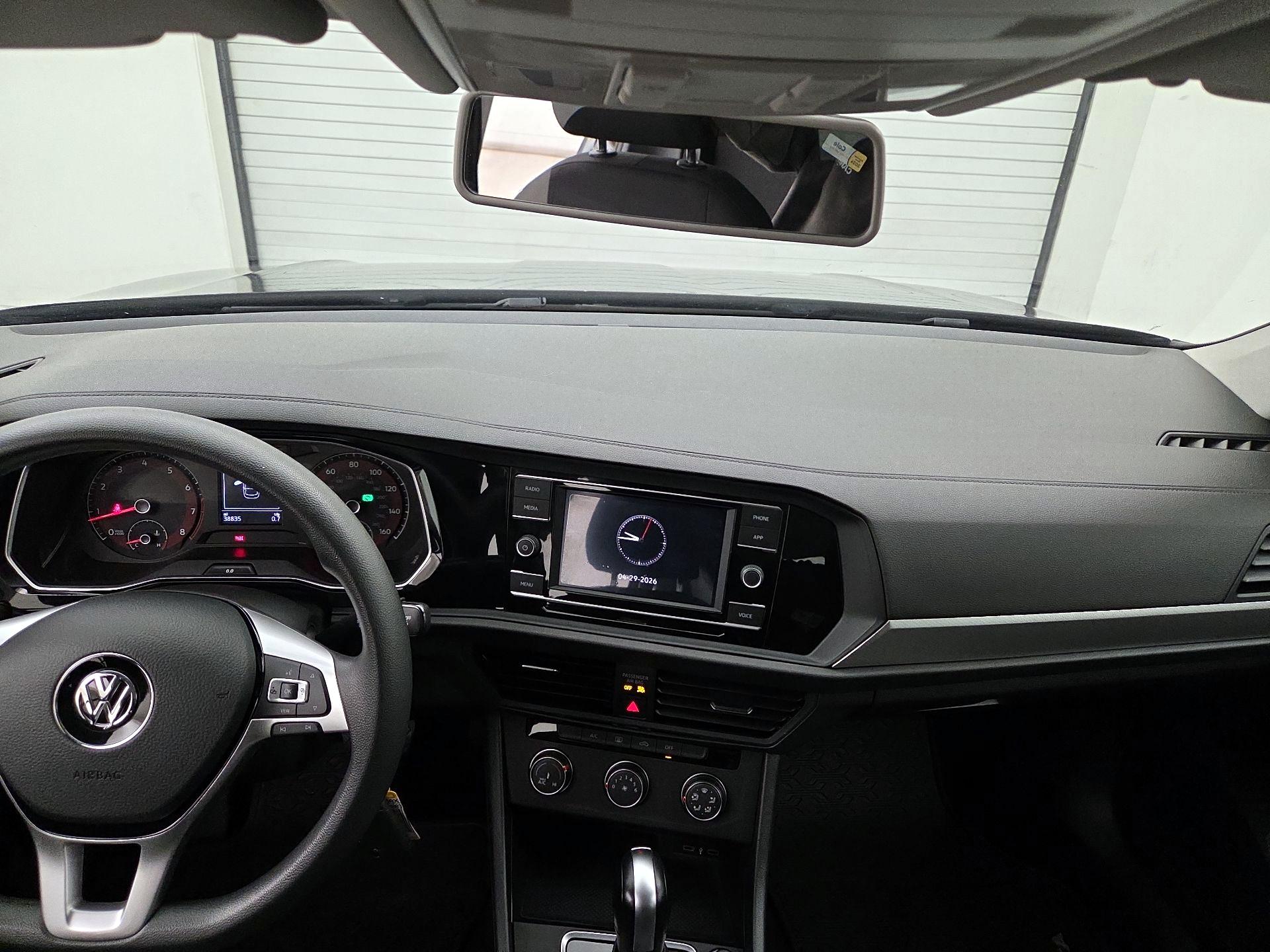 Thumbnail: 2021 Volkswagen Jetta - 9
