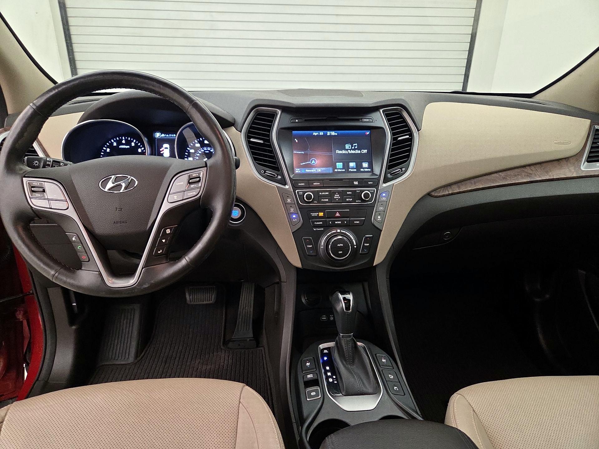 Thumbnail: 2017 Hyundai Santa Fe - 9