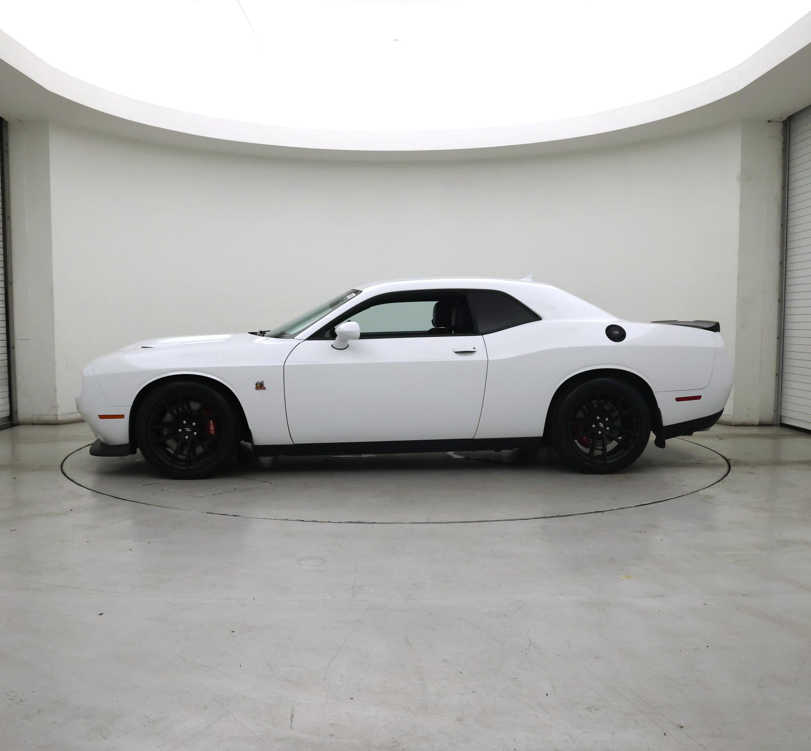 Thumbnail: 2021 Dodge Challenger - 3