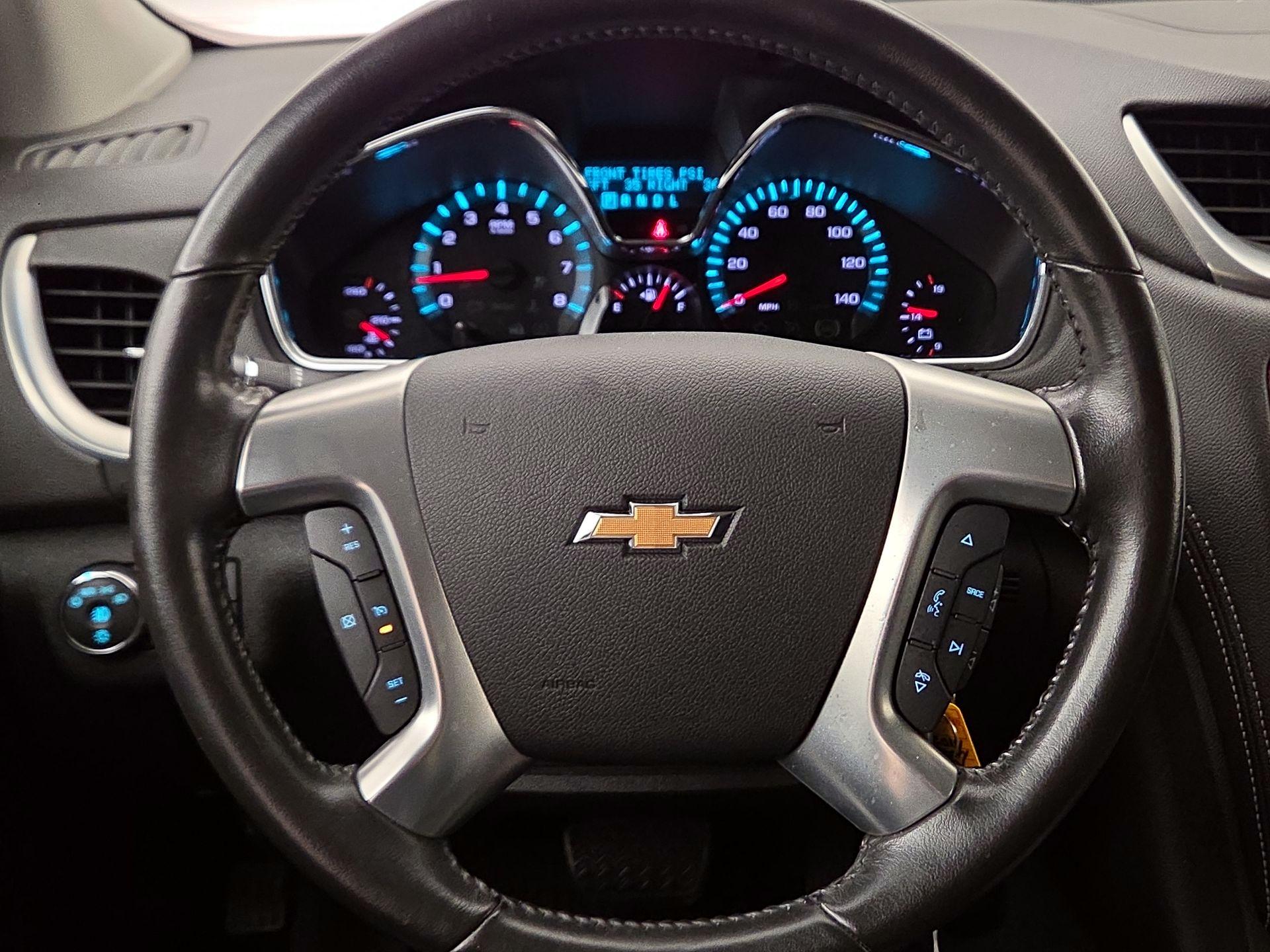 Thumbnail: 2014 Chevrolet Traverse - 10
