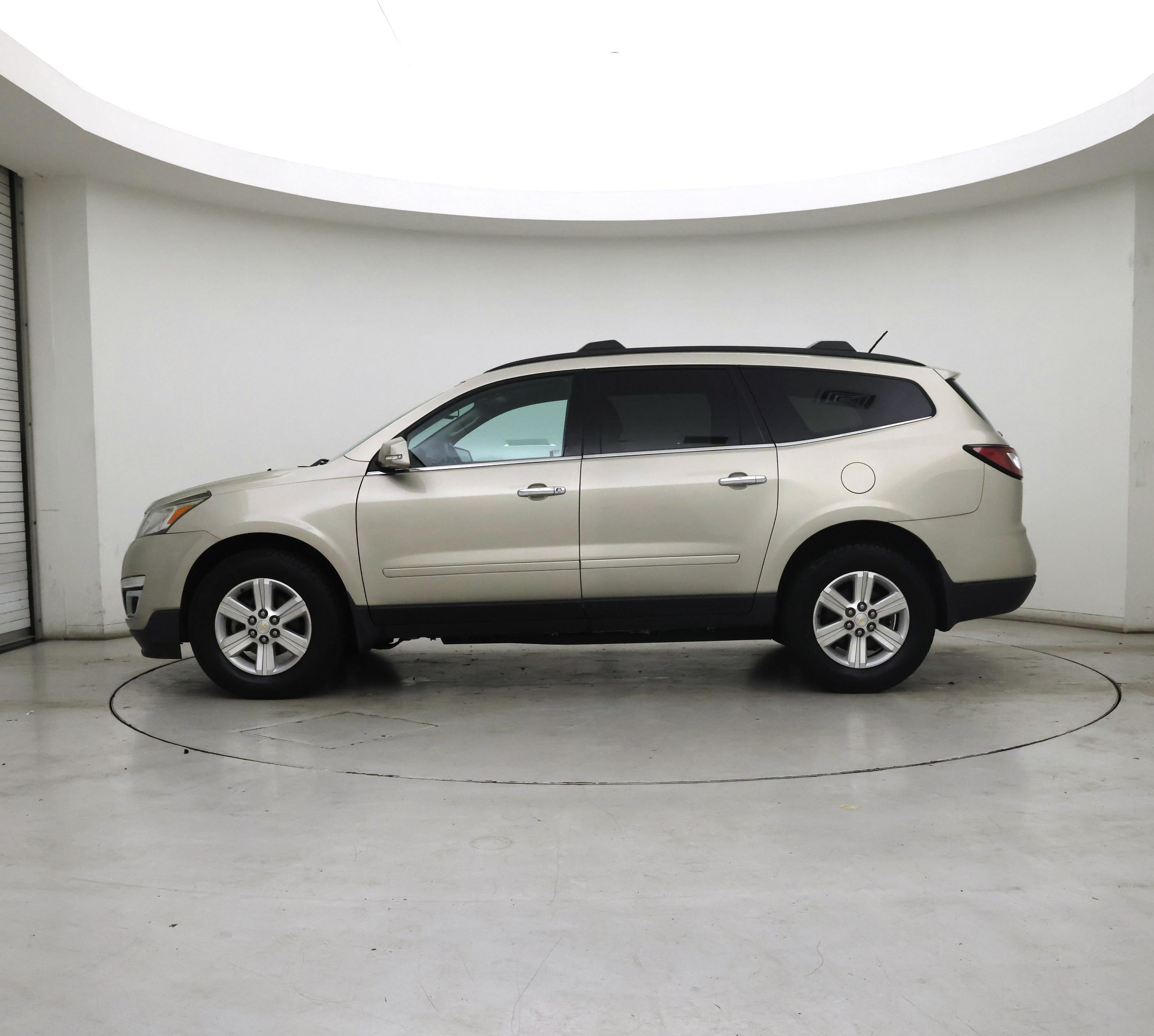 Thumbnail: 2014 Chevrolet Traverse - 3