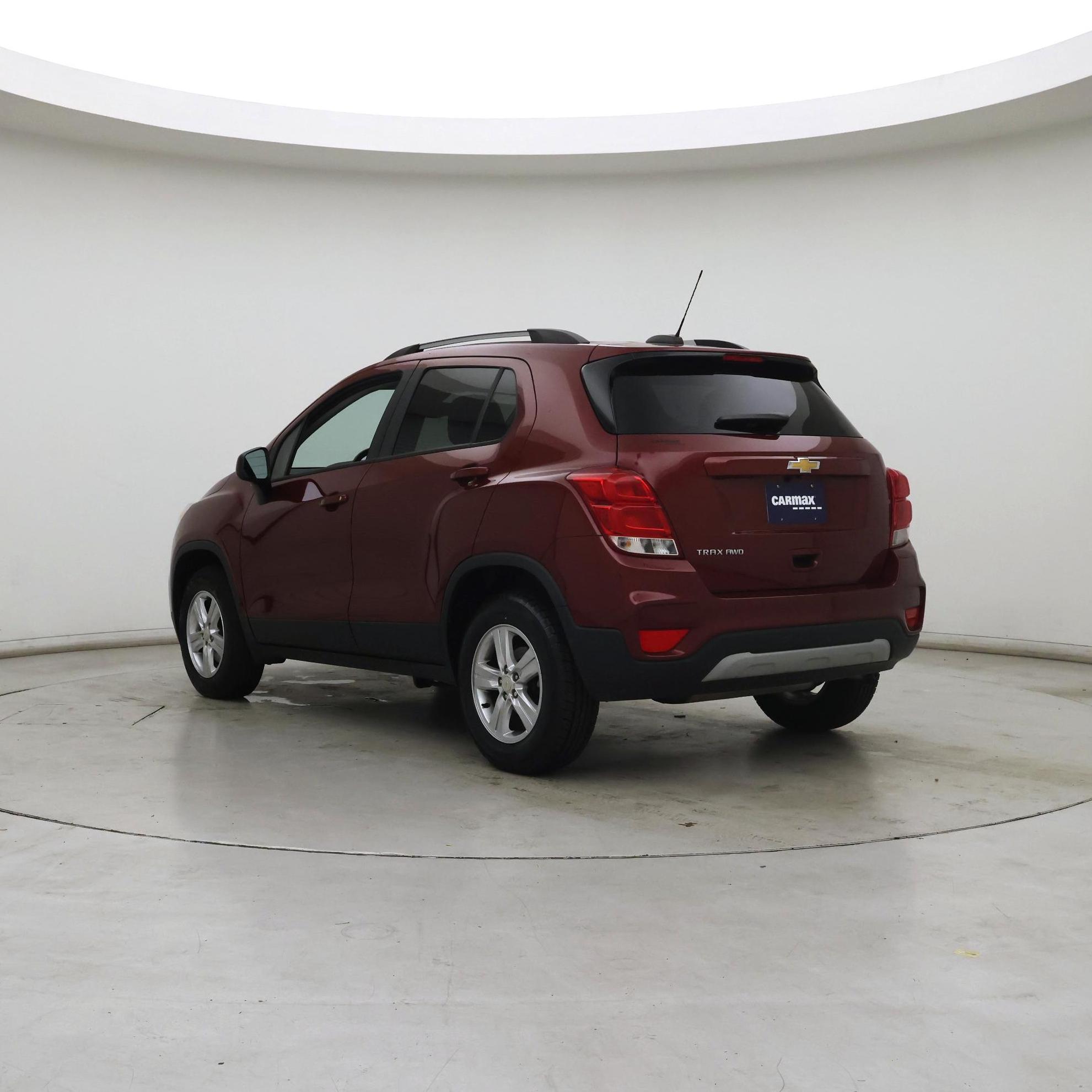 Thumbnail: 2022 Chevrolet Trax - 2