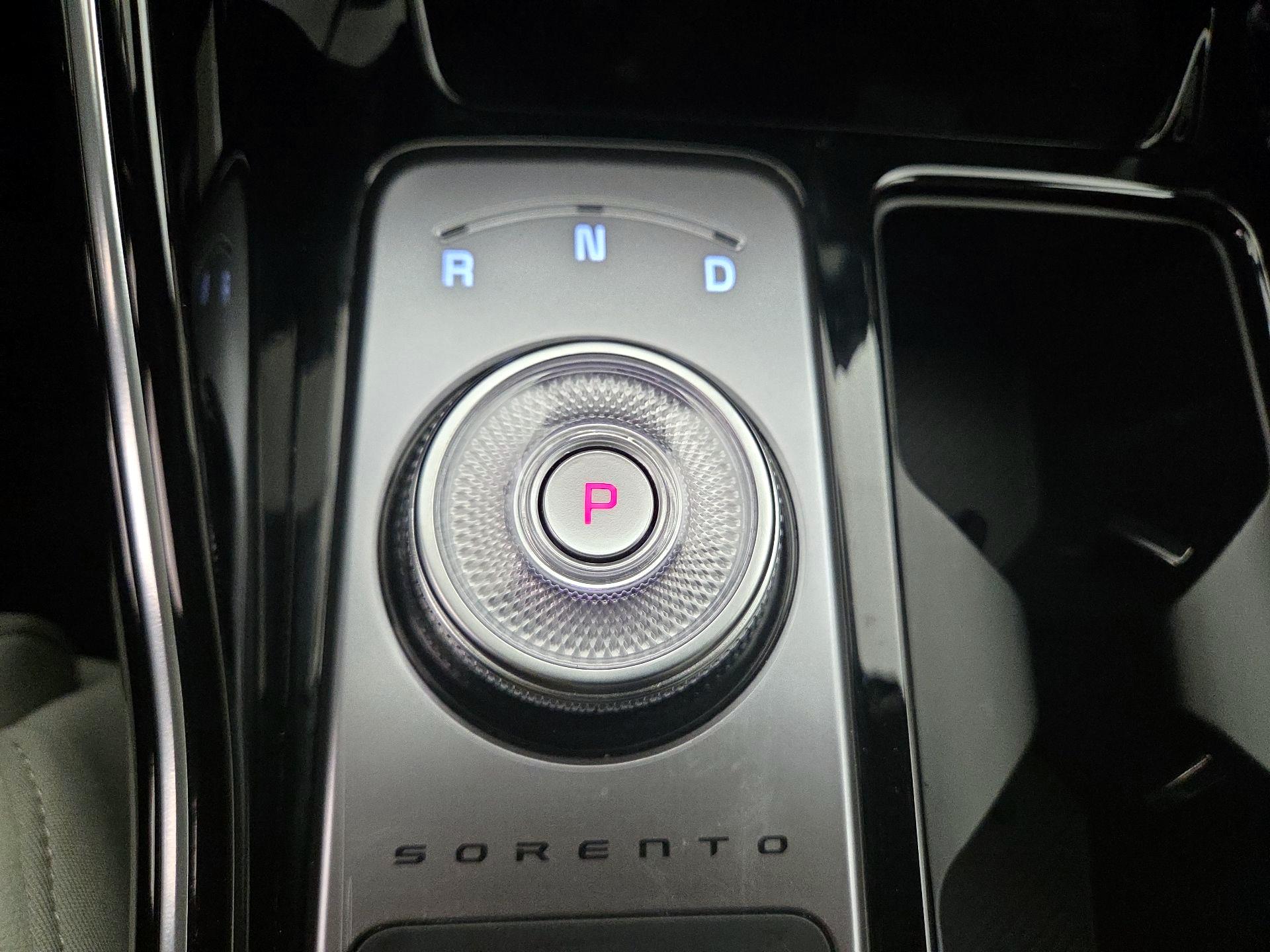 Thumbnail: 2025 Kia Sorento - 17