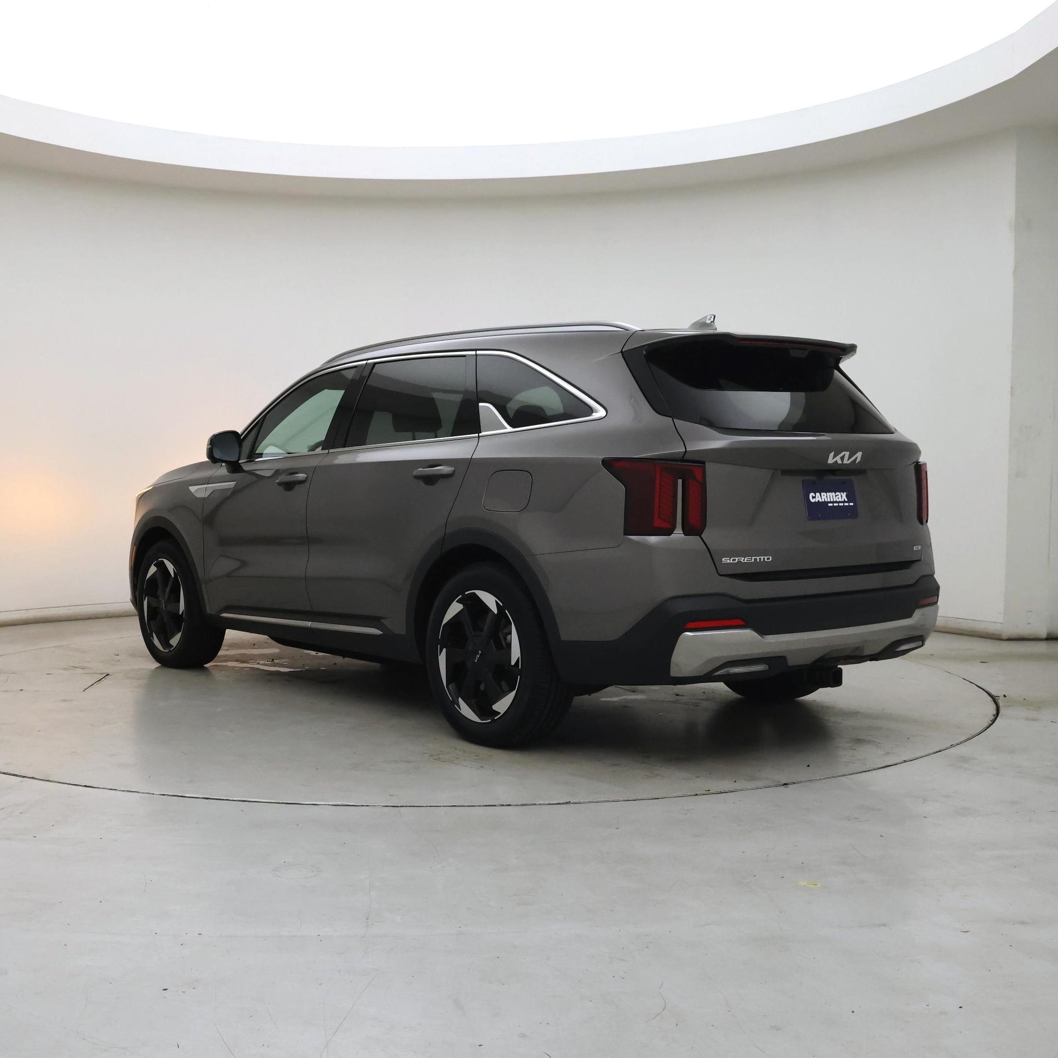 Thumbnail: 2025 Kia Sorento - 2