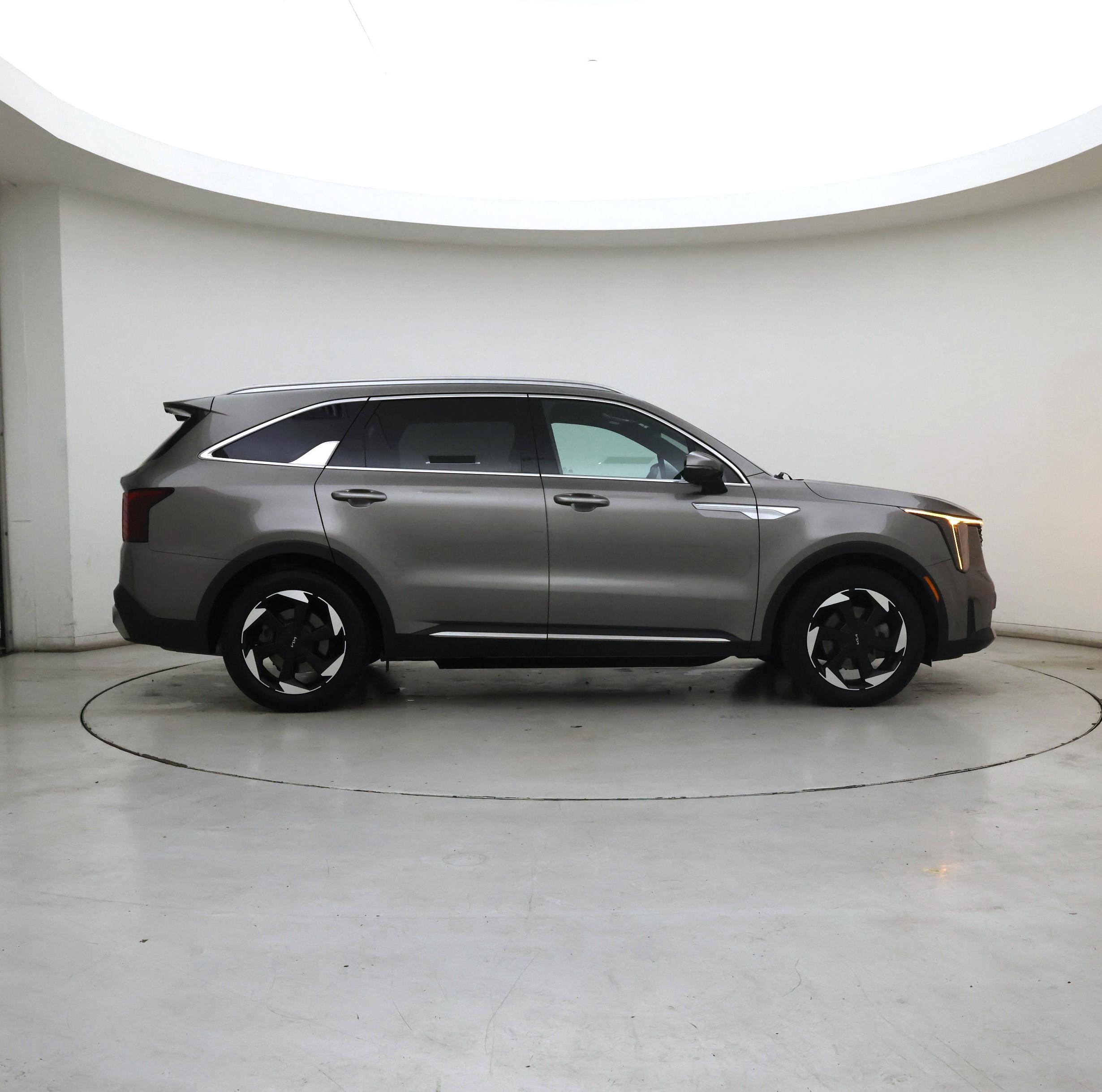 Thumbnail: 2025 Kia Sorento - 7