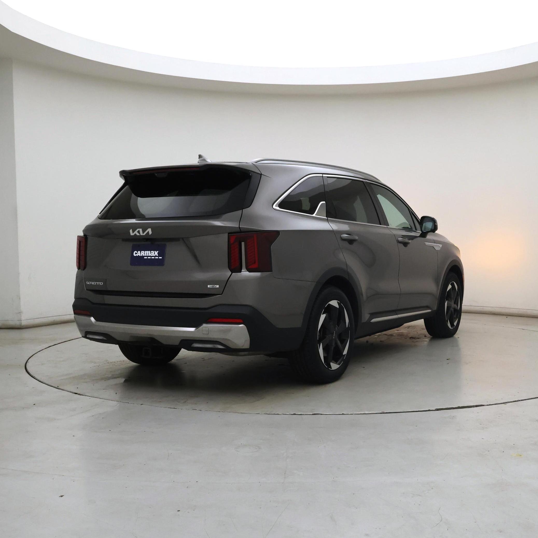 Thumbnail: 2025 Kia Sorento - 8