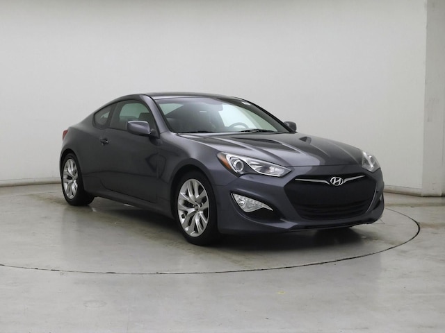 Gray 2014 Hyundai Genesis Coupe 2.0T Premium RWD Coupe Rear-Wheel Drive Automatic