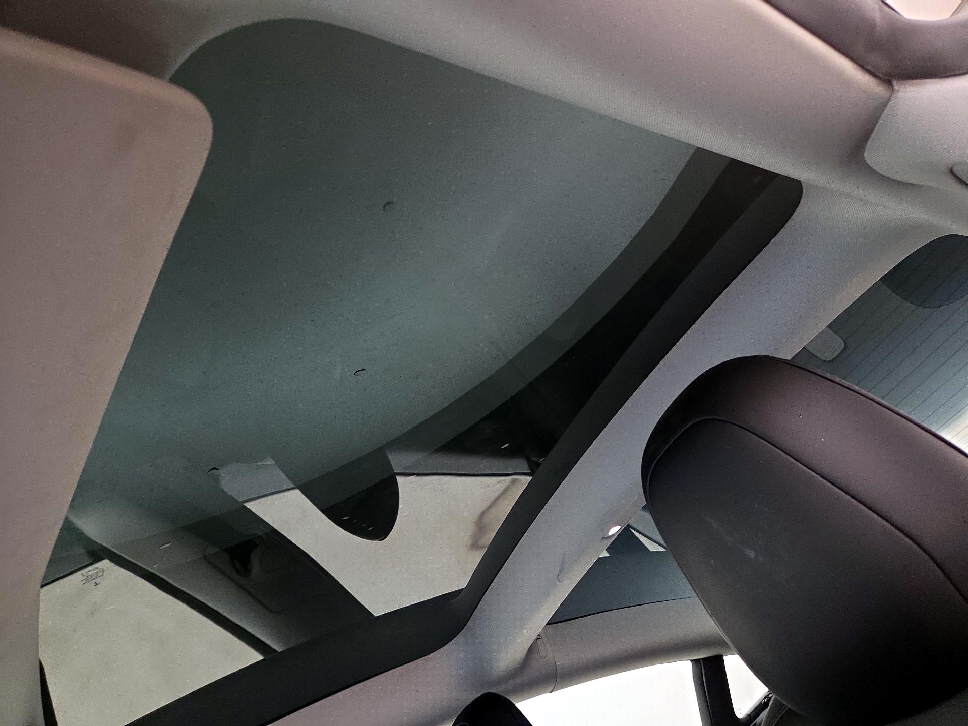 Thumbnail: 2023 Tesla Model 3 - 18