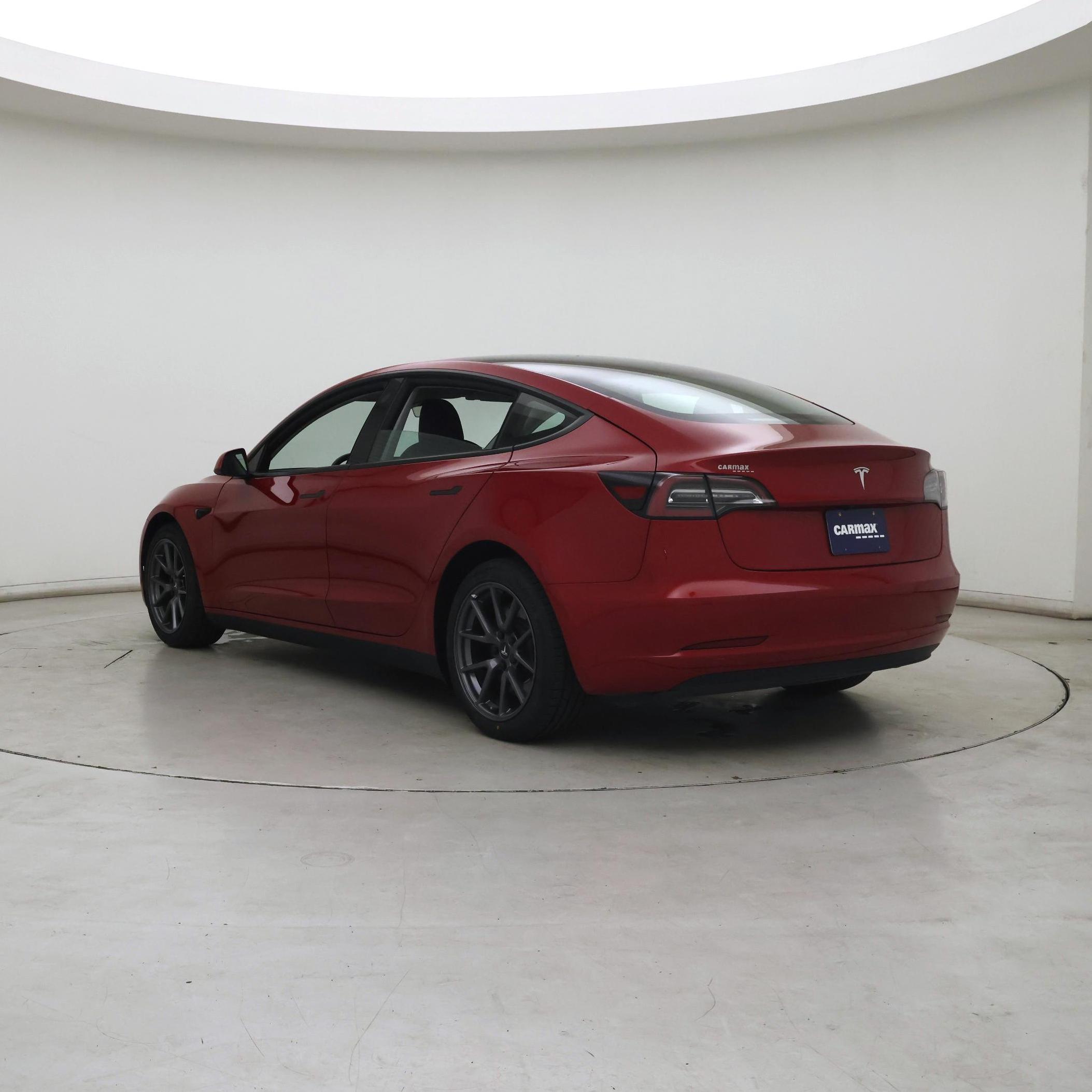 Thumbnail: 2023 Tesla Model 3 - 2
