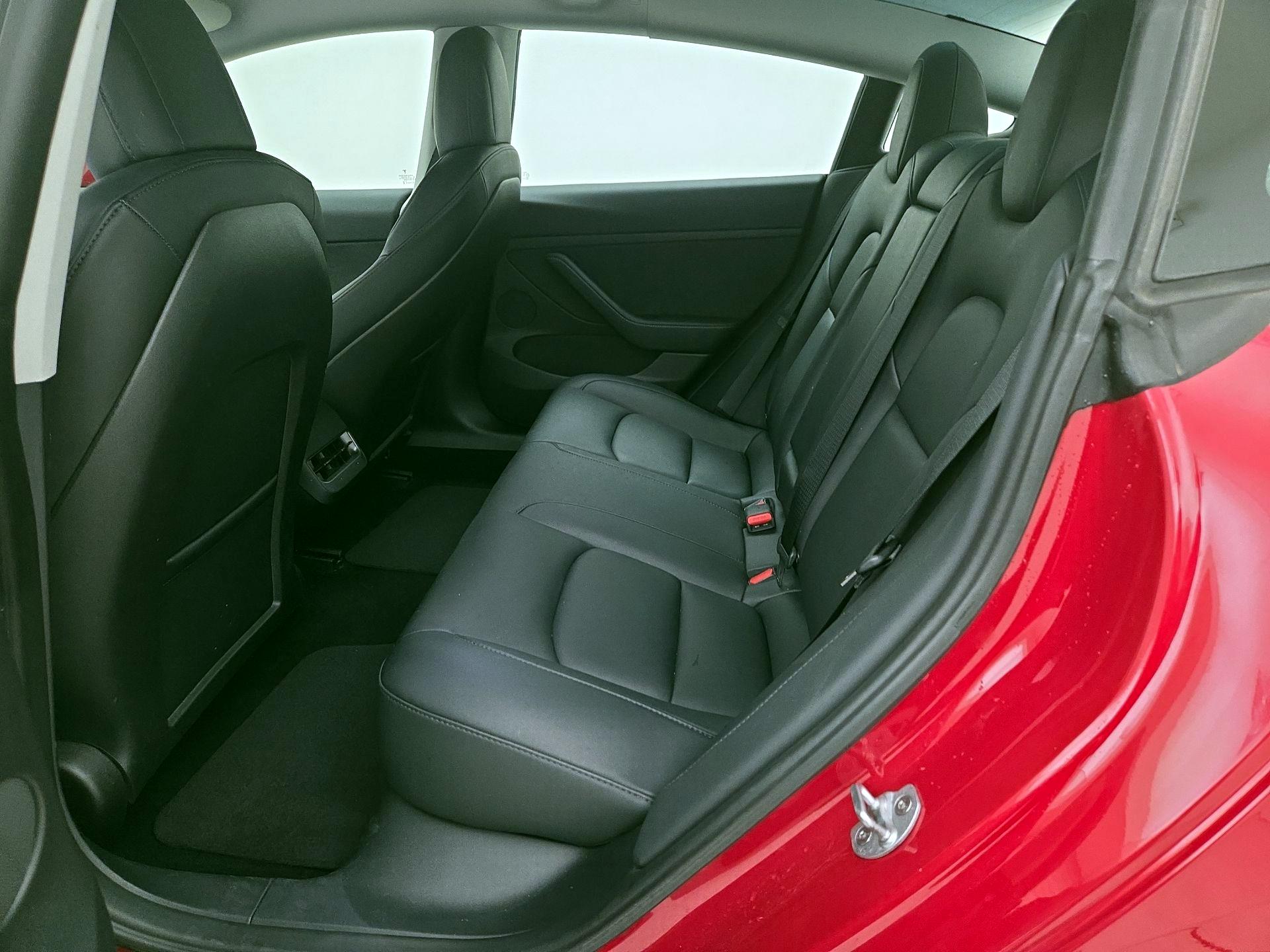 Thumbnail: 2023 Tesla Model 3 - 19